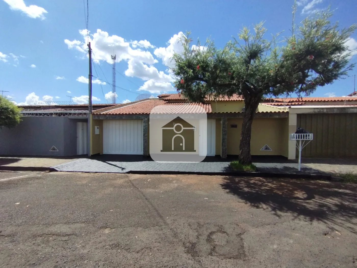 Alugar Casa / Padr&atilde;o em Uberl&acirc;ndia R$ 3.800,00 - Foto 33