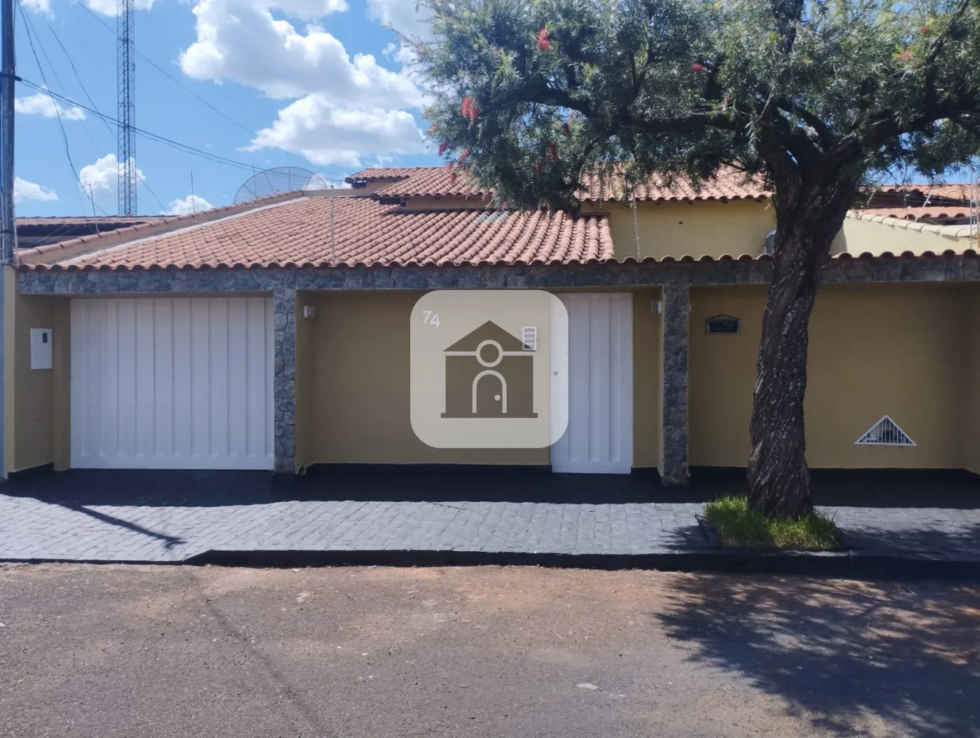 Alugar Casa / Padr&atilde;o em Uberl&acirc;ndia R$ 3.800,00 - Foto 35