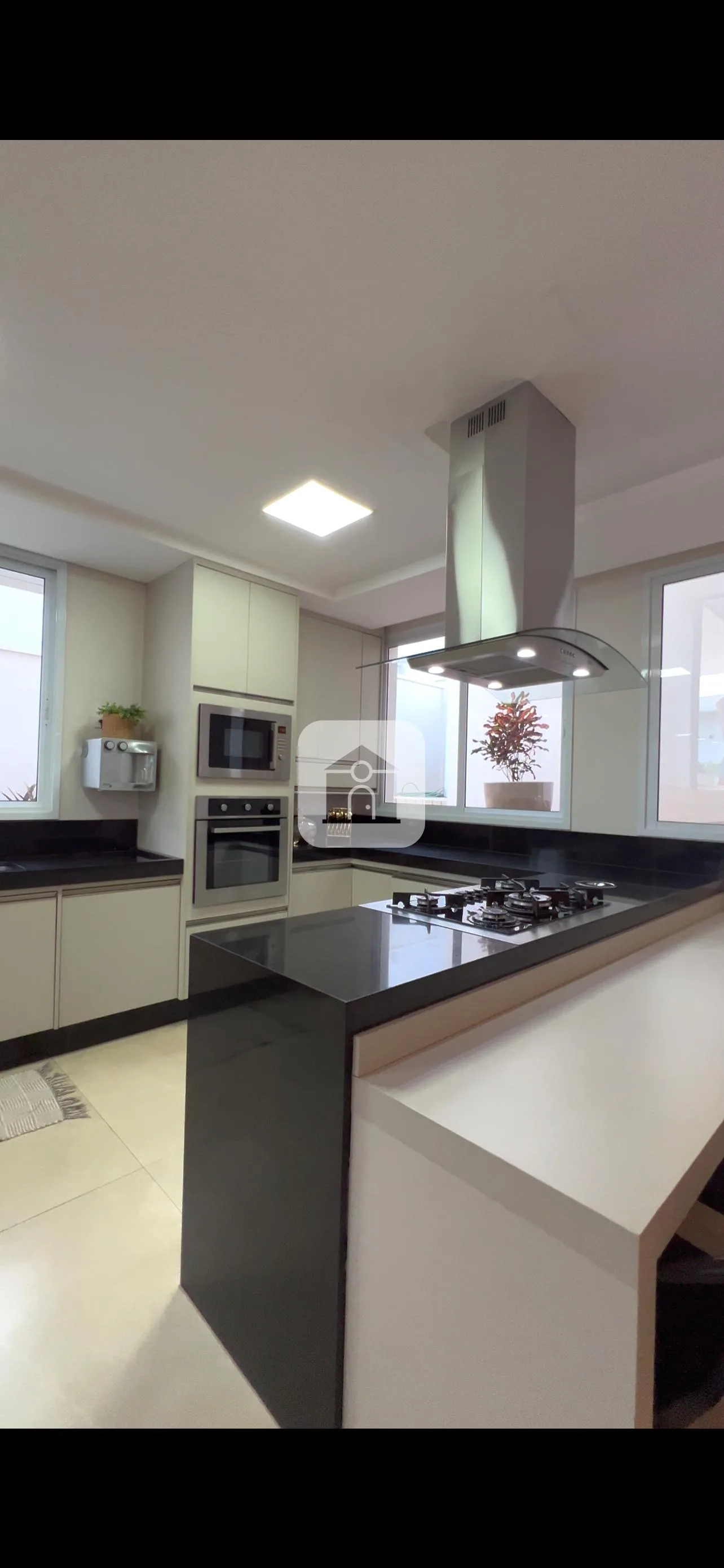 Comprar Casa / Condom&iacute;nio ou Loteamento Fechado em Uberl&acirc;ndia R$ 3.200.000,00 - Foto 18