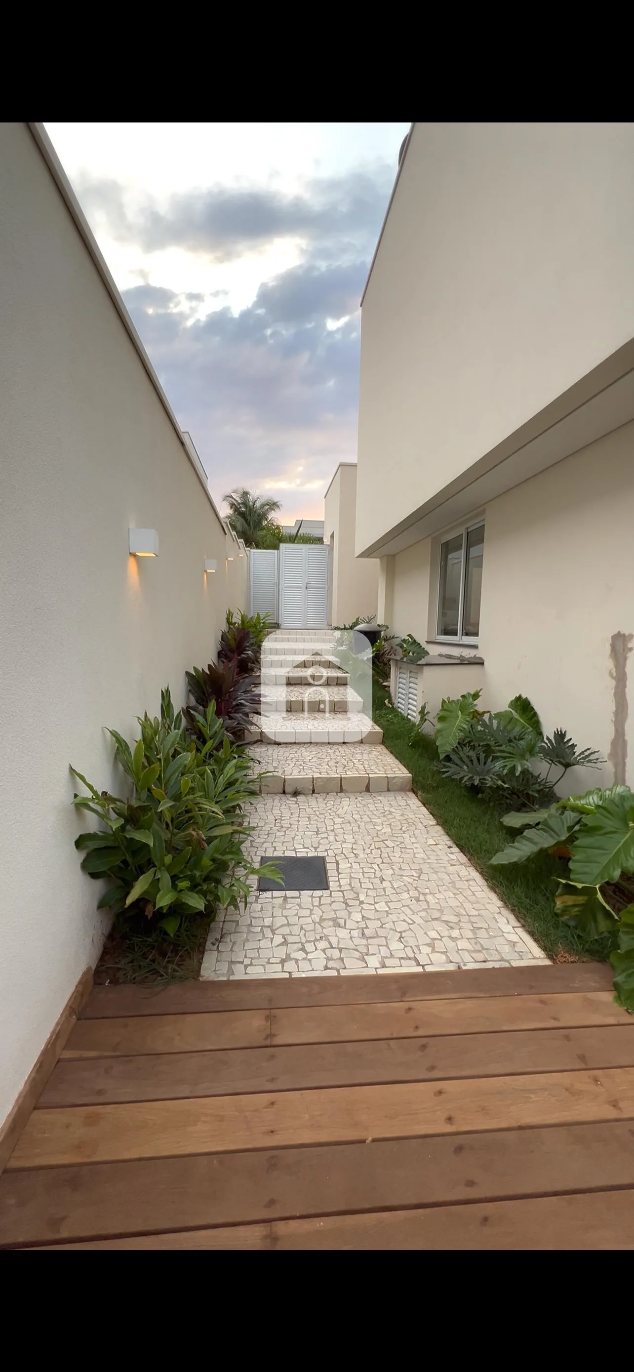 Comprar Casa / Condom&iacute;nio ou Loteamento Fechado em Uberl&acirc;ndia R$ 3.200.000,00 - Foto 21