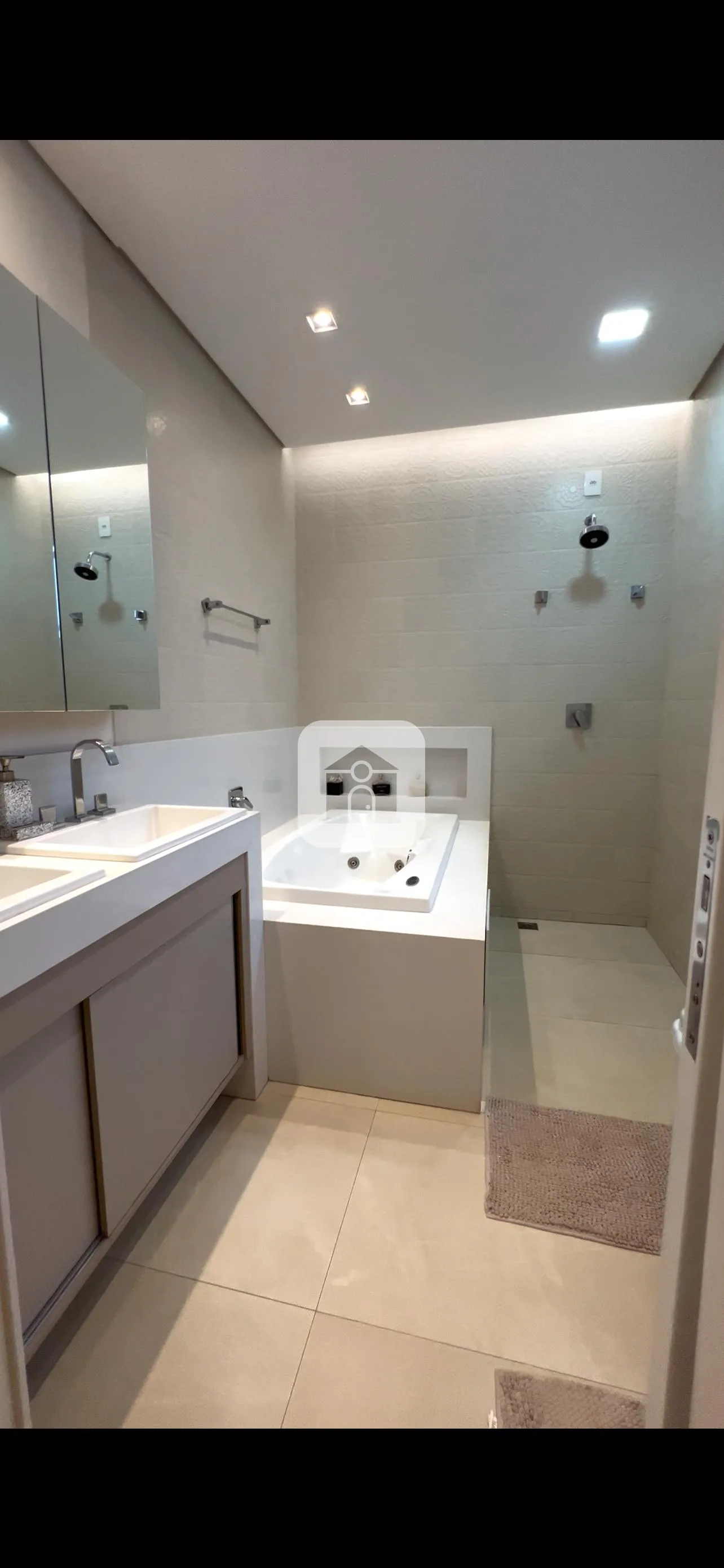 Comprar Casa / Condom&iacute;nio ou Loteamento Fechado em Uberl&acirc;ndia R$ 3.200.000,00 - Foto 9