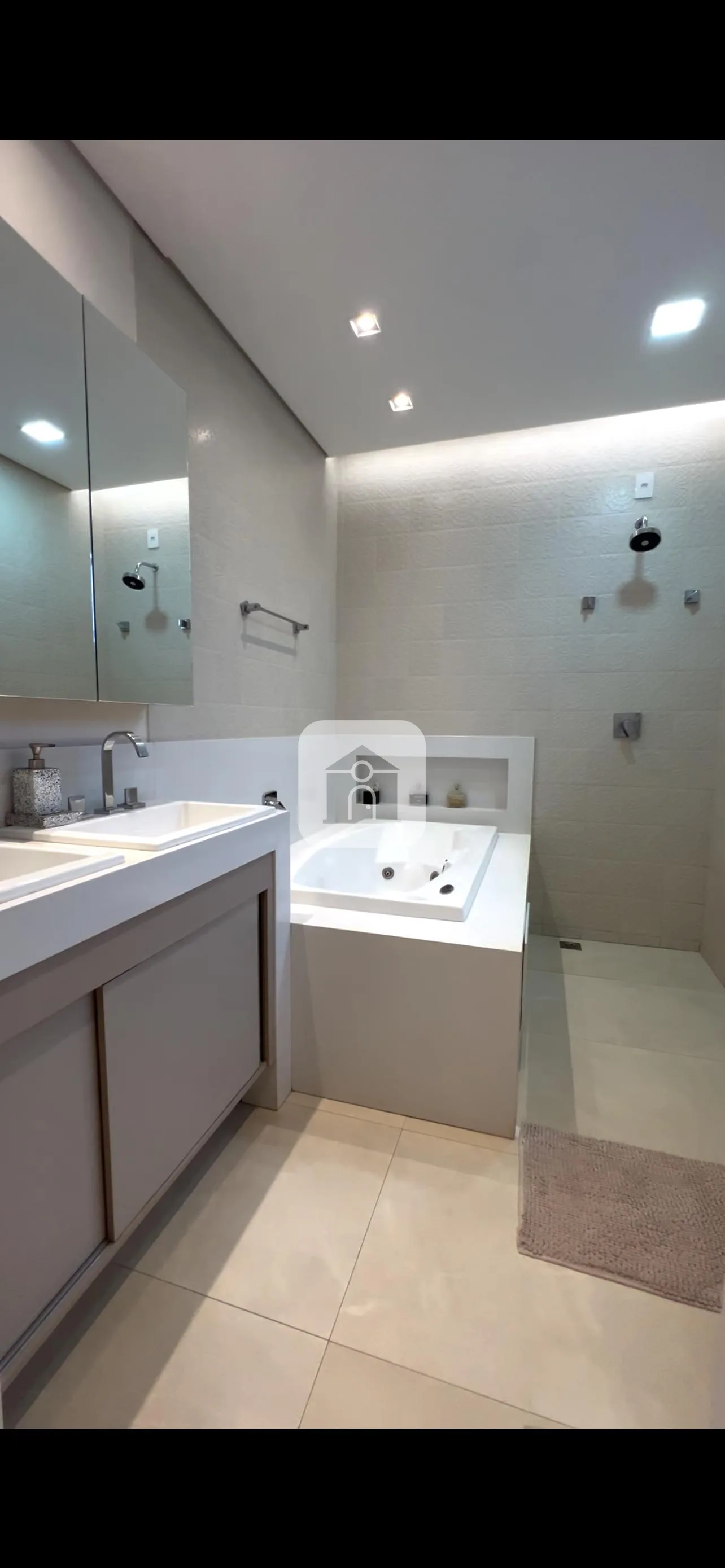 Comprar Casa / Condom&iacute;nio ou Loteamento Fechado em Uberl&acirc;ndia R$ 3.200.000,00 - Foto 10