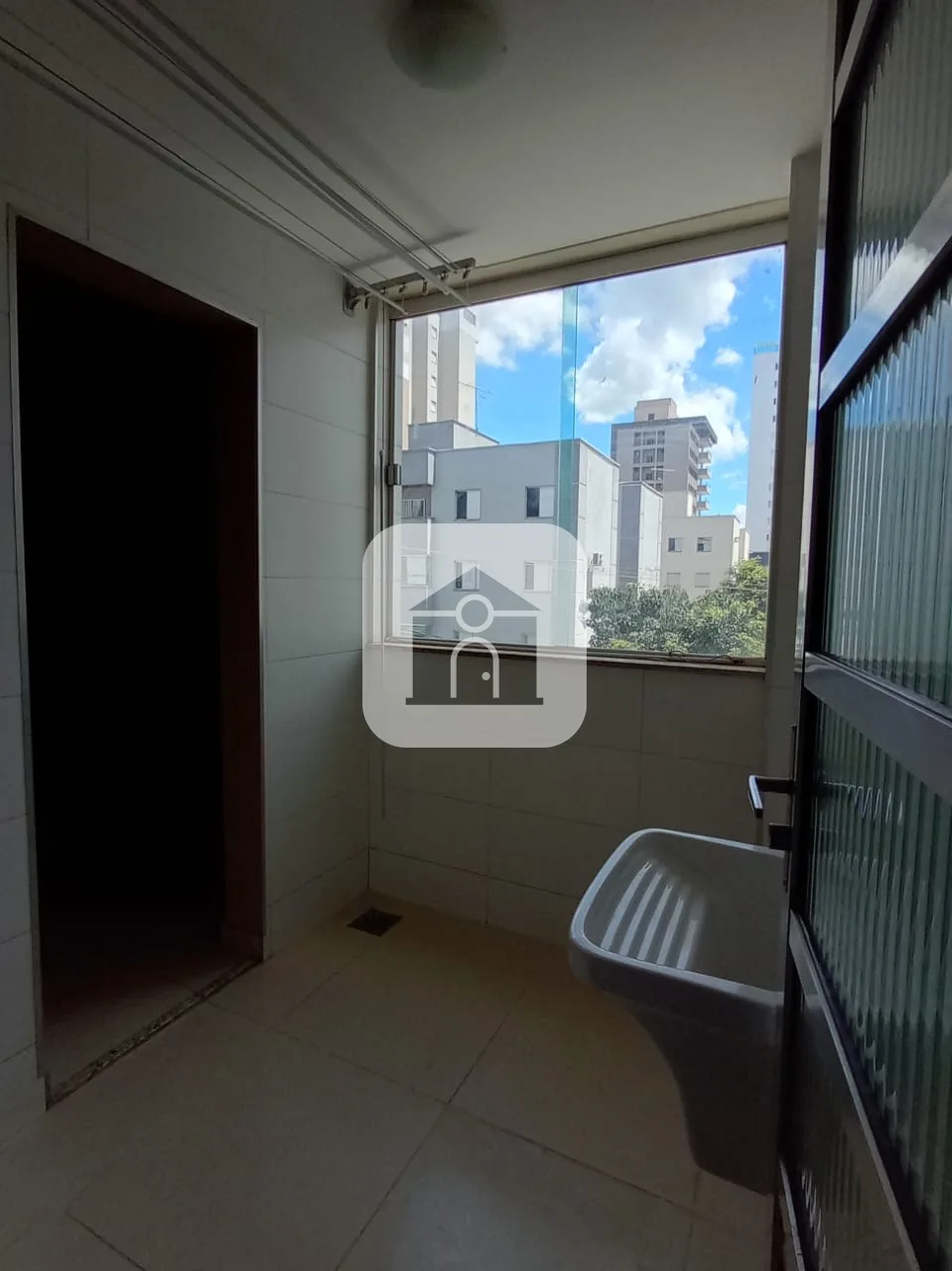 Alugar Apartamento / Padr&atilde;o em Uberl&acirc;ndia R$ 2.700,00 - Foto 4