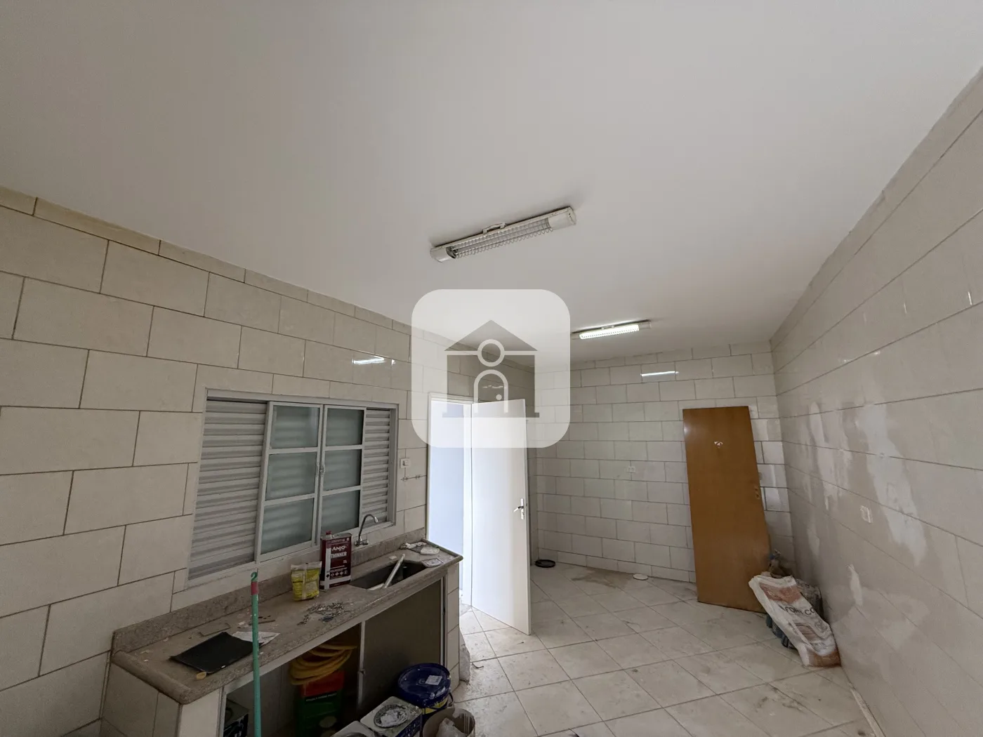 Alugar Casa / Padr&atilde;o em Uberl&acirc;ndia R$ 1.500,00 - Foto 14