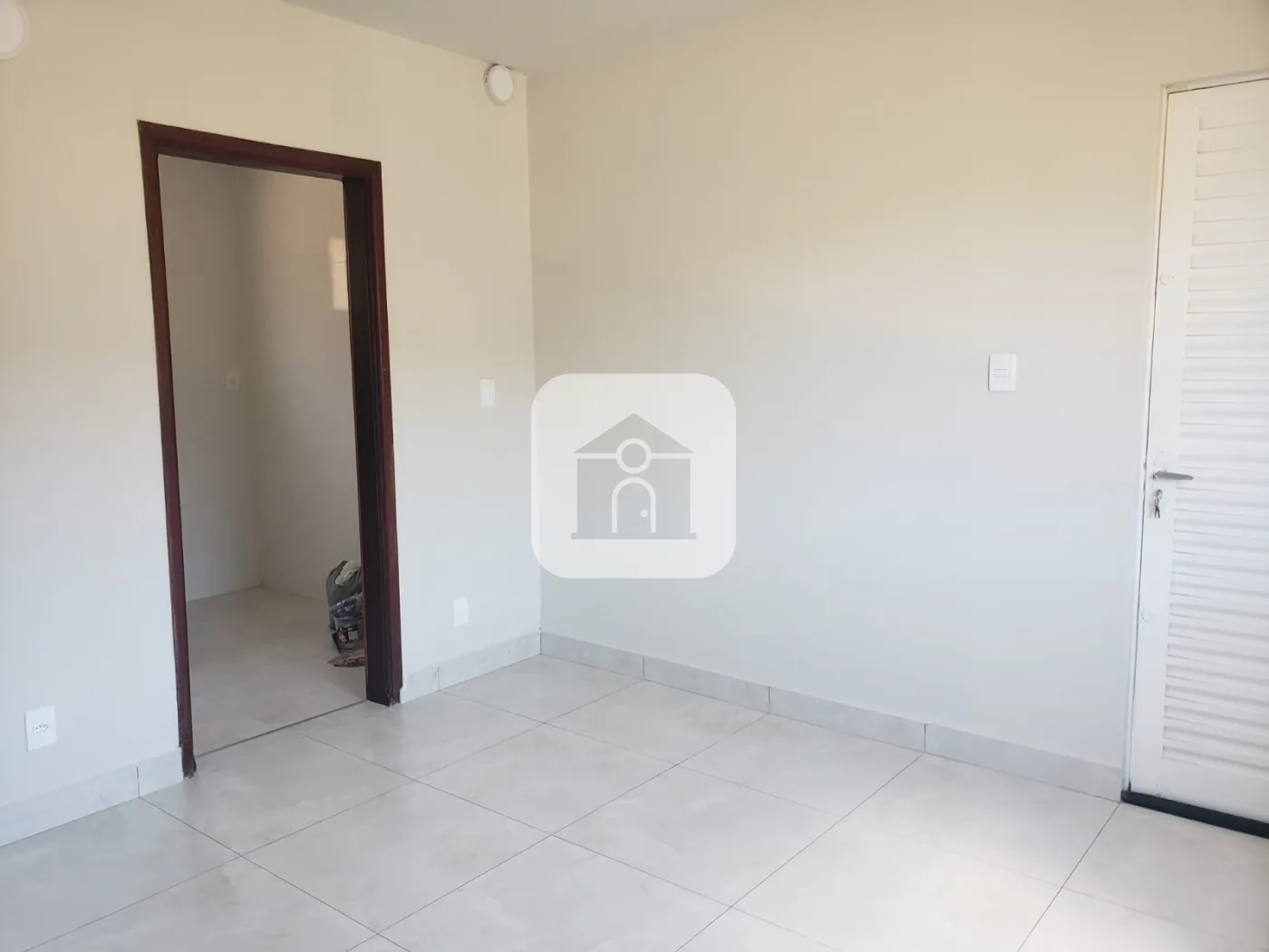 Comprar Apartamento / Padr&atilde;o em Uberl&acirc;ndia R$ 148.000,00 - Foto 2