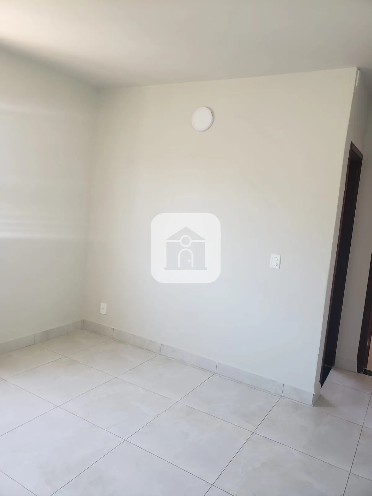 Comprar Apartamento / Padr&atilde;o em Uberl&acirc;ndia R$ 148.000,00 - Foto 4