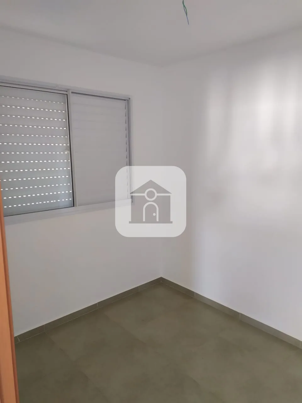 Alugar Apartamento / Padr&atilde;o em Uberl&acirc;ndia R$ 1.200,00 - Foto 4