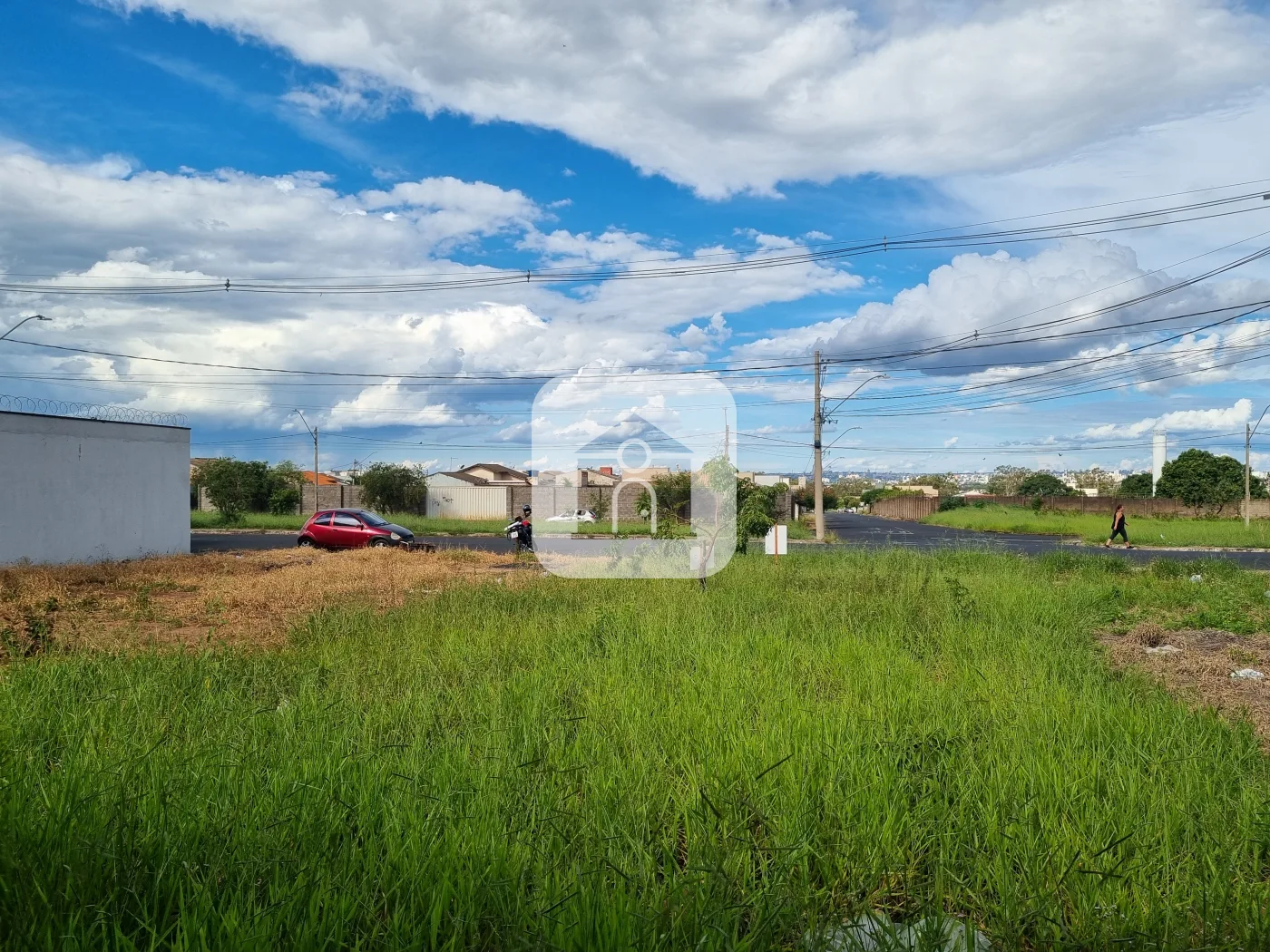 Comprar Terreno / Padr&atilde;o em Uberl&acirc;ndia R$ 260.000,00 - Foto 4