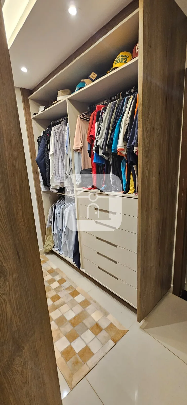 Alugar Casa / Padr&atilde;o em Uberl&acirc;ndia R$ 6.000,00 - Foto 11