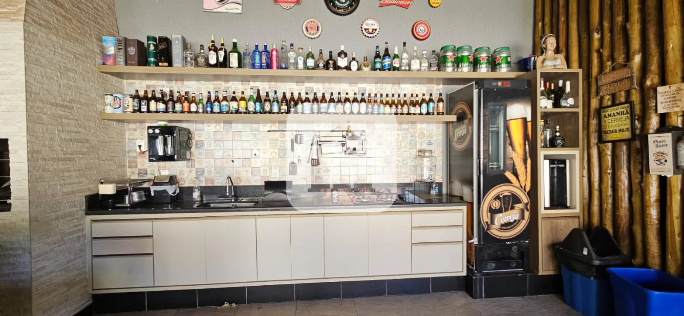 Alugar Casa / Padr&atilde;o em Uberl&acirc;ndia R$ 6.000,00 - Foto 28