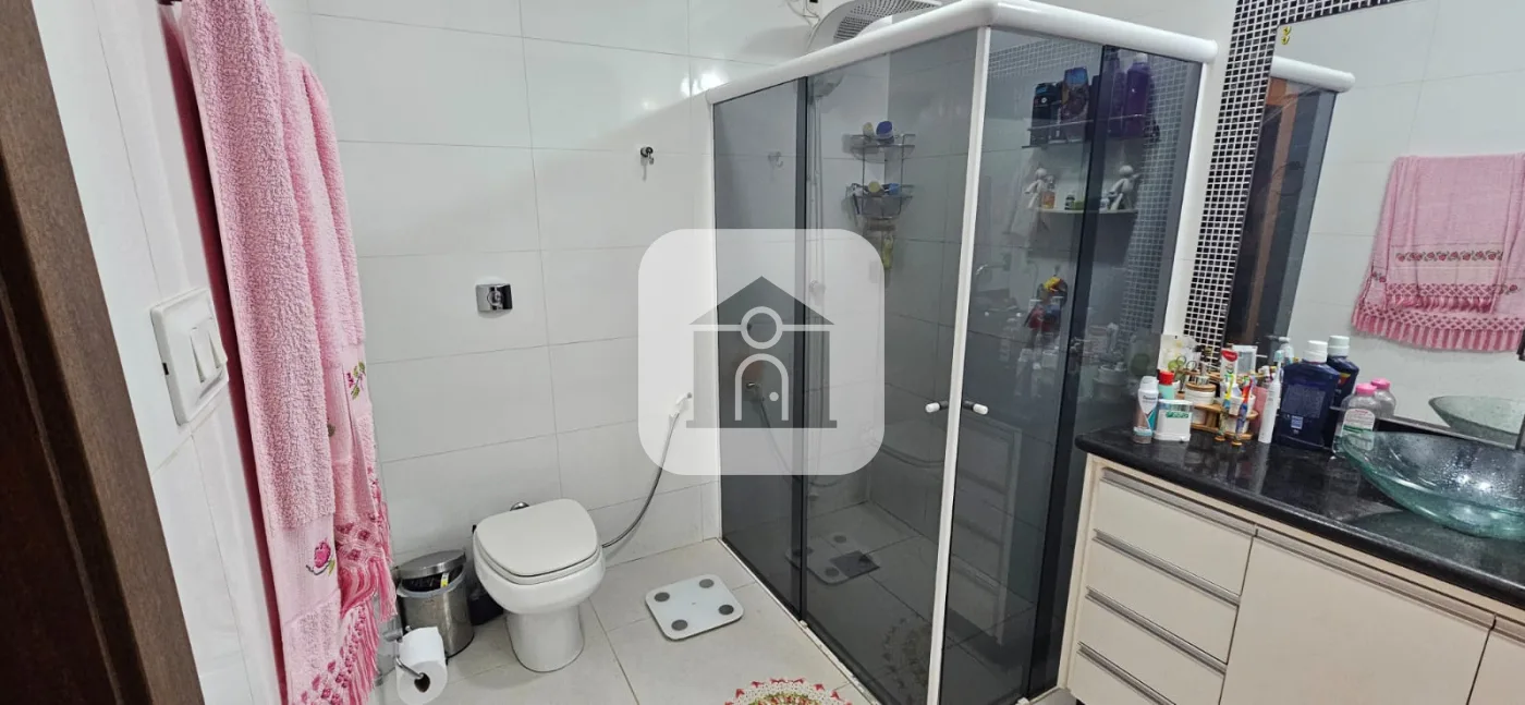 Alugar Casa / Padr&atilde;o em Uberl&acirc;ndia R$ 6.000,00 - Foto 21