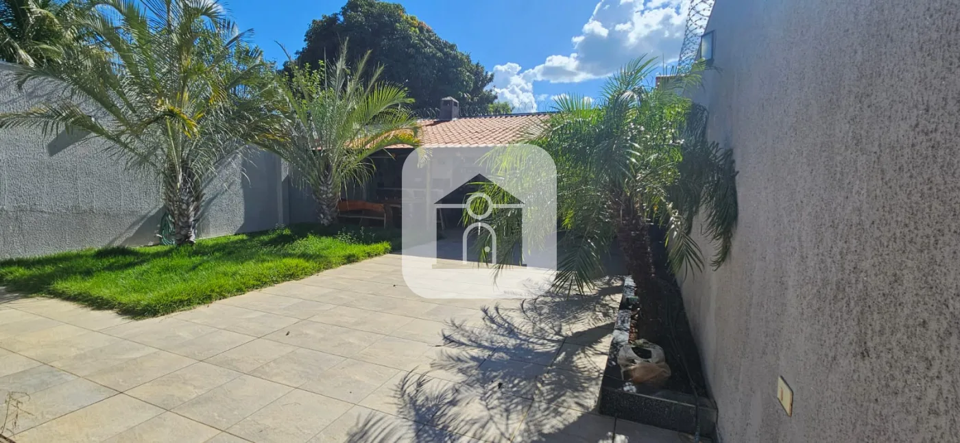 Alugar Casa / Padr&atilde;o em Uberl&acirc;ndia R$ 6.000,00 - Foto 27