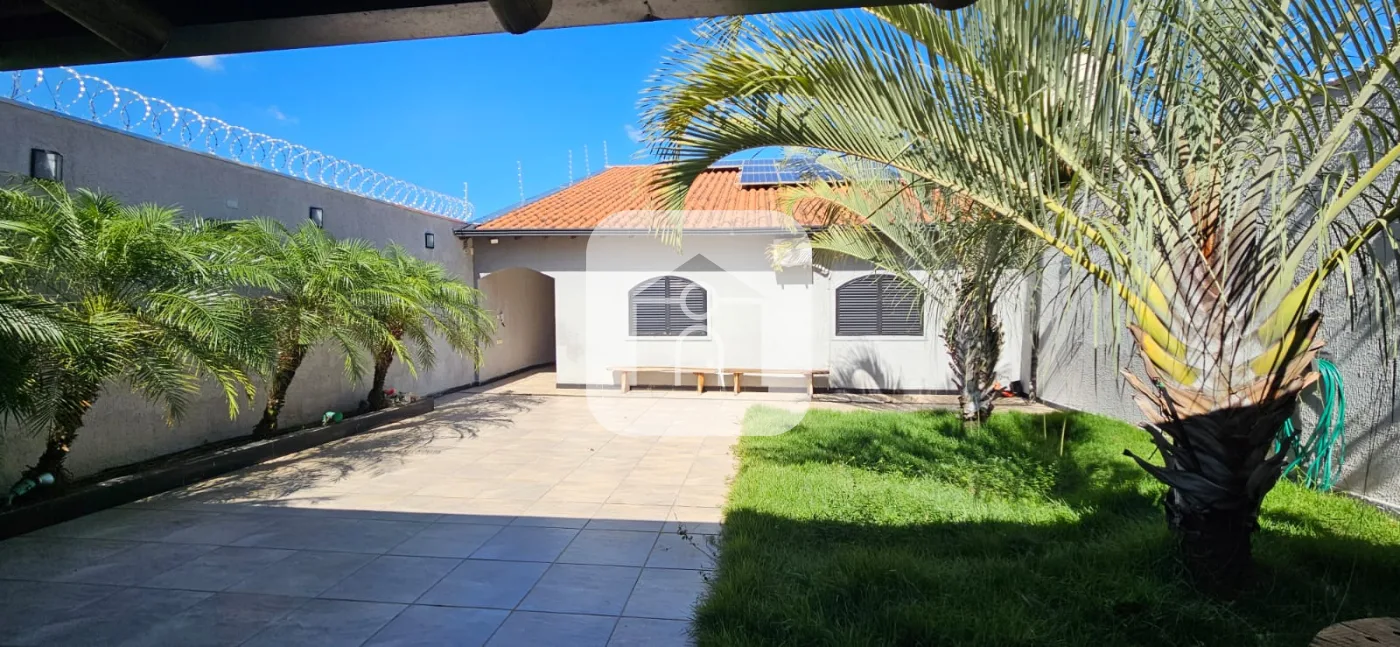 Alugar Casa / Padr&atilde;o em Uberl&acirc;ndia R$ 6.000,00 - Foto 32