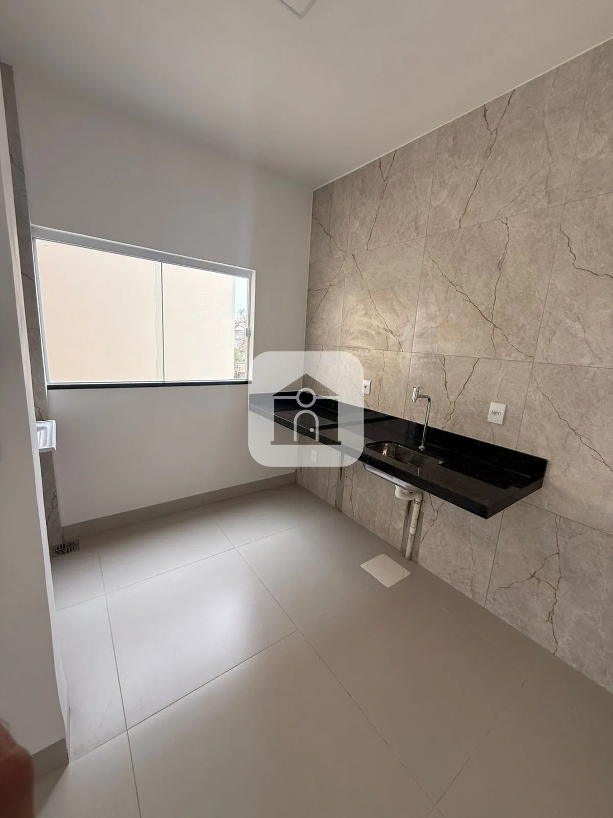 Comprar Apartamento / Padr&atilde;o em Araguari R$ 350.000,00 - Foto 3
