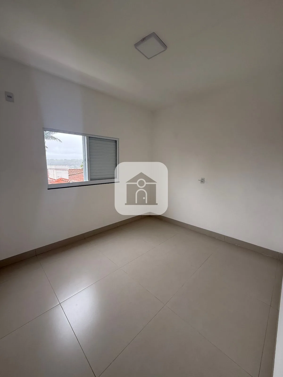 Comprar Apartamento / Padr&atilde;o em Araguari R$ 350.000,00 - Foto 6