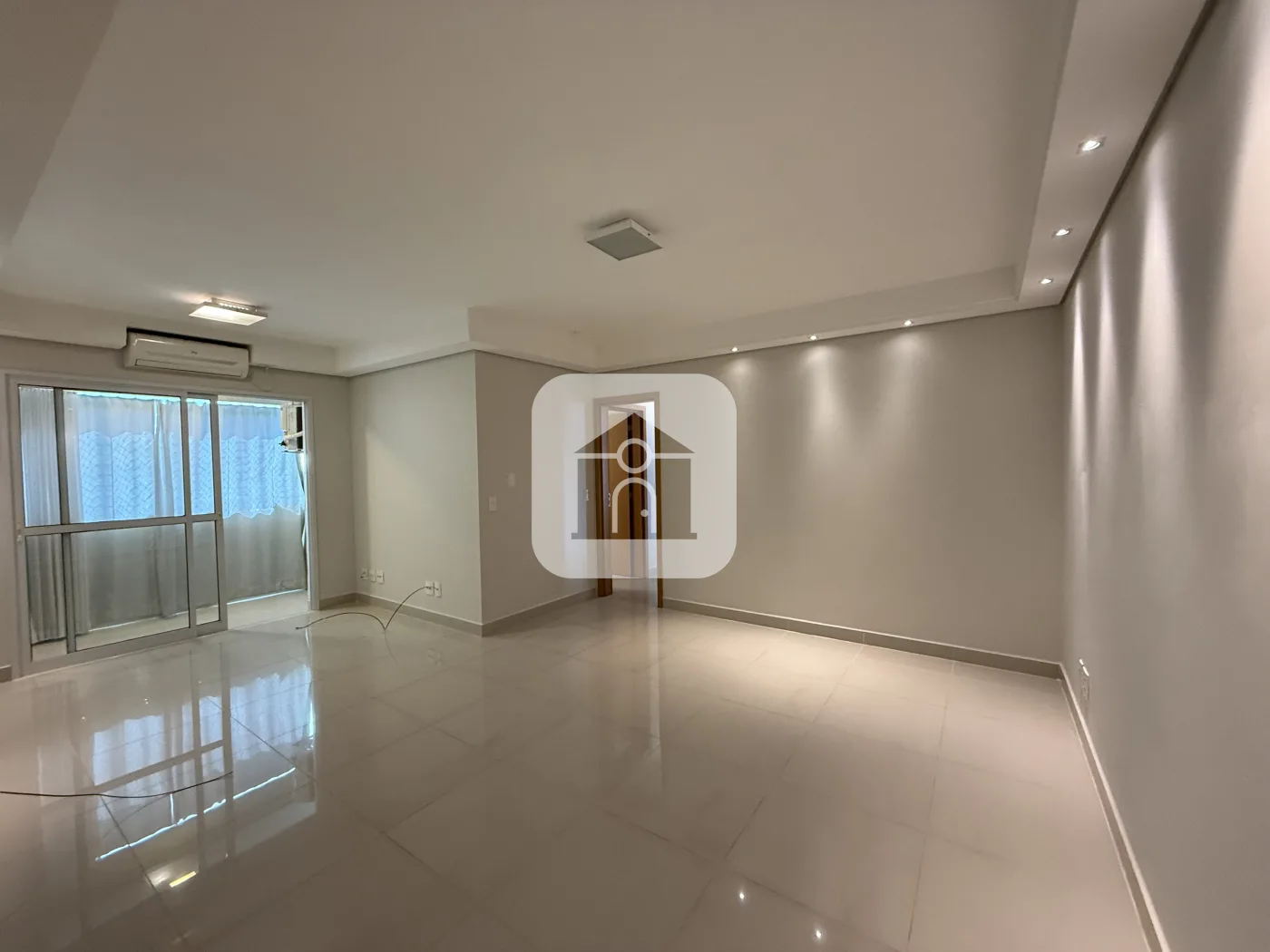 Alugar Apartamento / Padr&atilde;o em Uberl&acirc;ndia R$ 2.500,00 - Foto 5