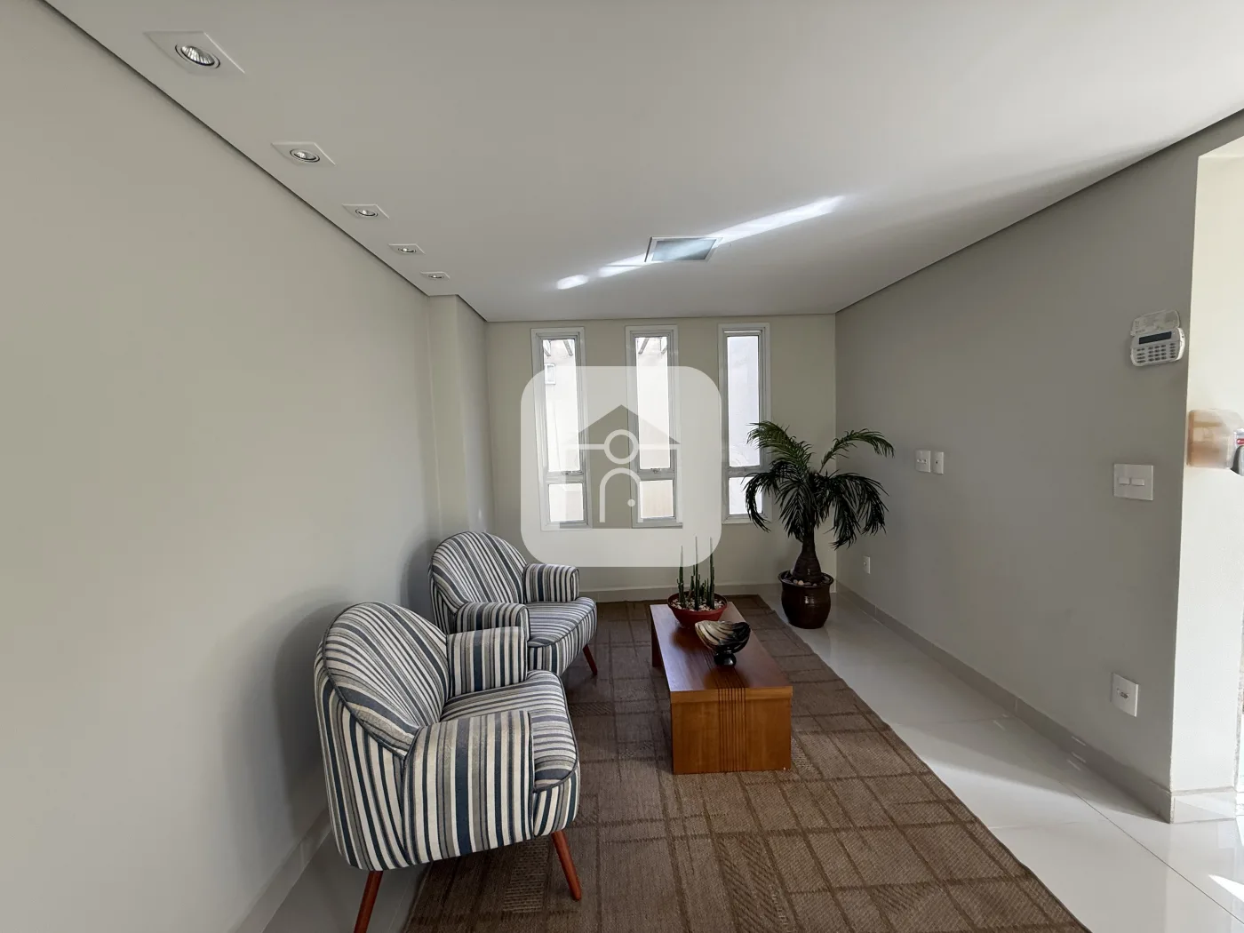 Alugar Apartamento / Padr&atilde;o em Uberl&acirc;ndia R$ 2.500,00 - Foto 4