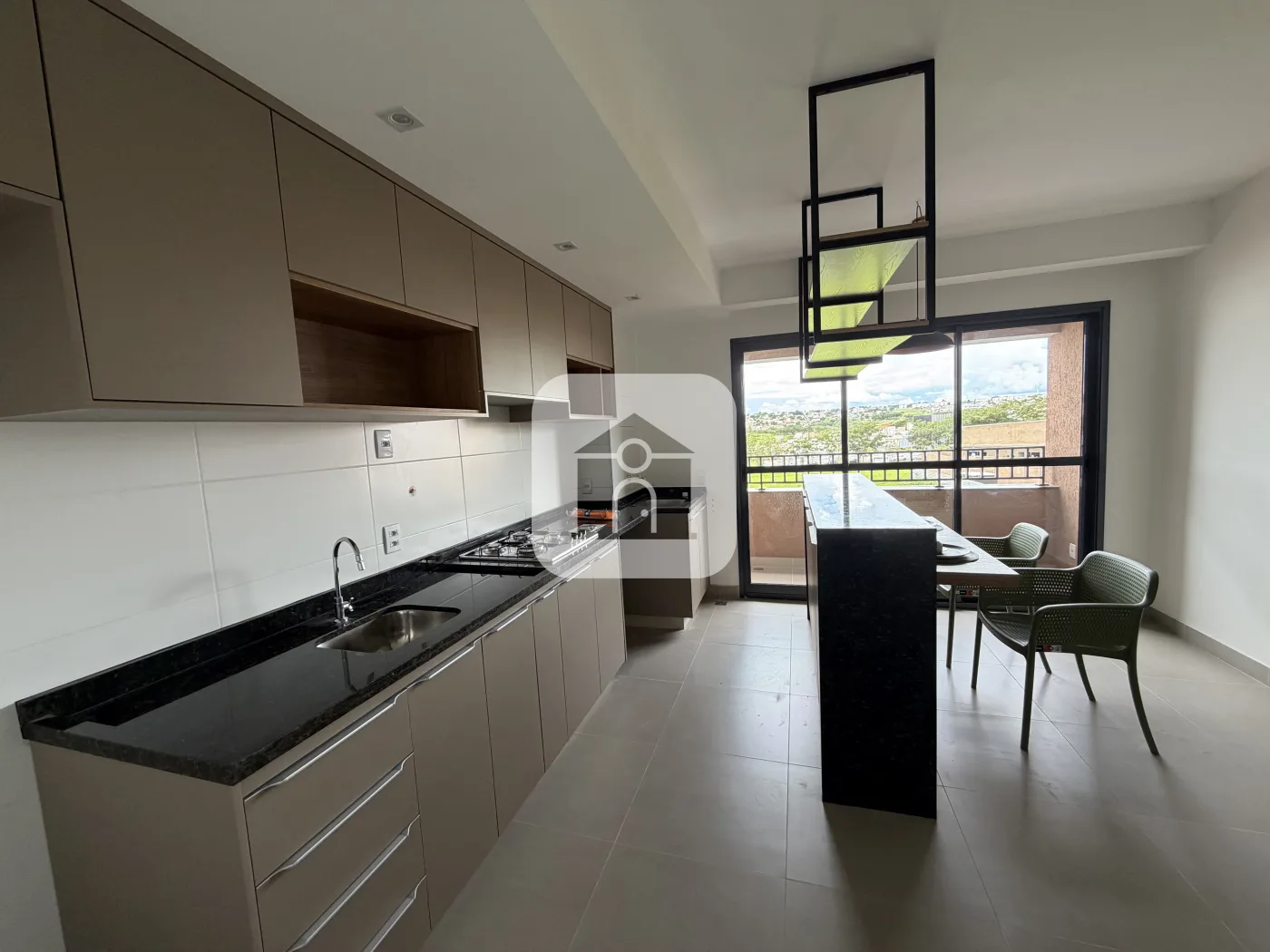 Alugar Apartamento / Padr&atilde;o em Uberl&acirc;ndia R$ 3.200,00 - Foto 4