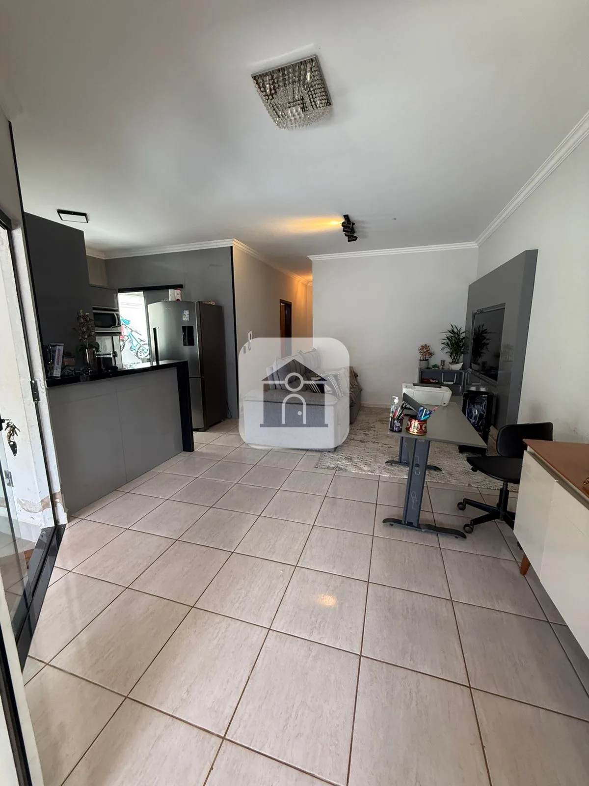 Alugar Casa / Padr&atilde;o em Araguari R$ 1.900,00 - Foto 4