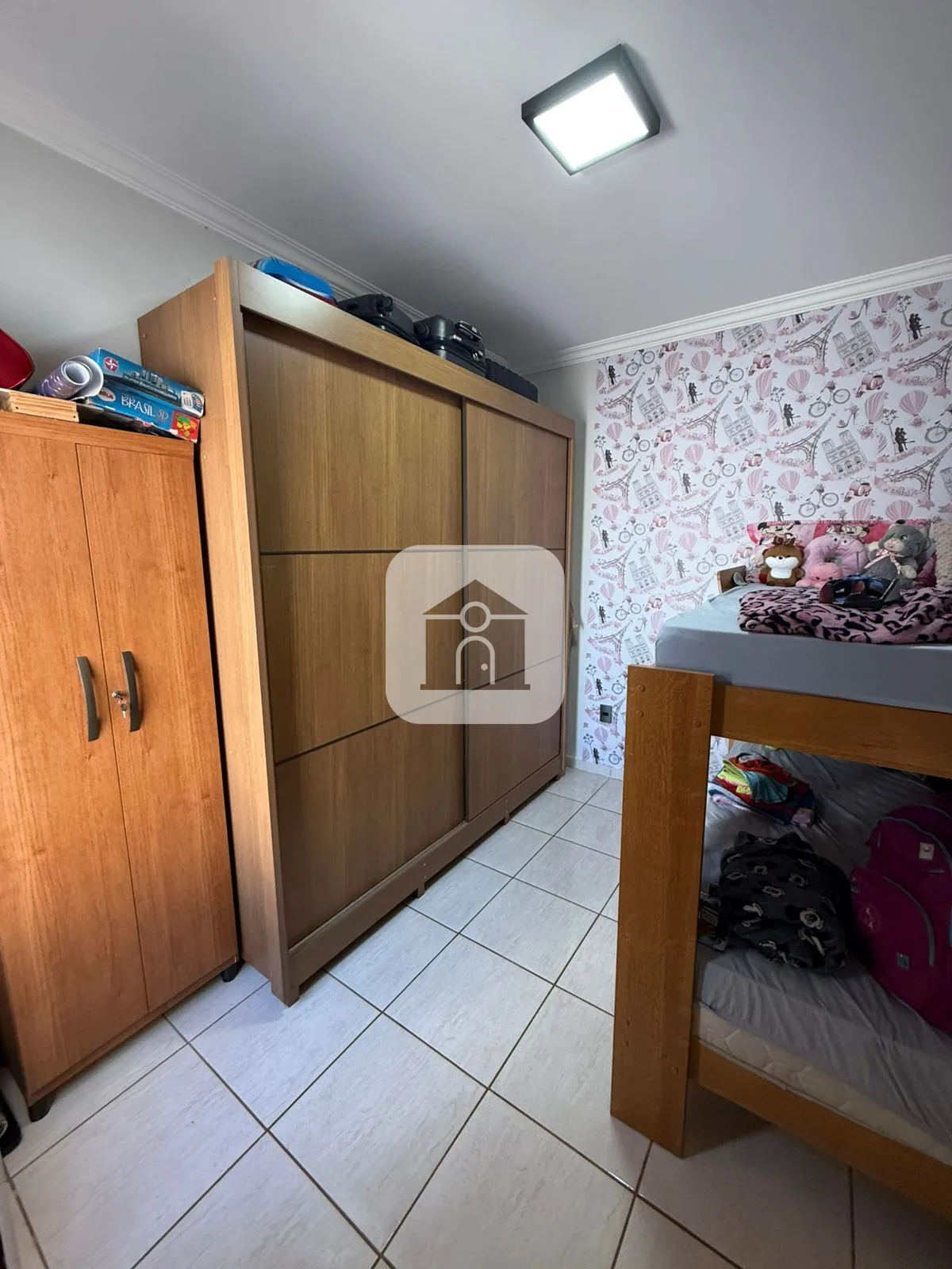 Alugar Casa / Padr&atilde;o em Araguari R$ 1.900,00 - Foto 9