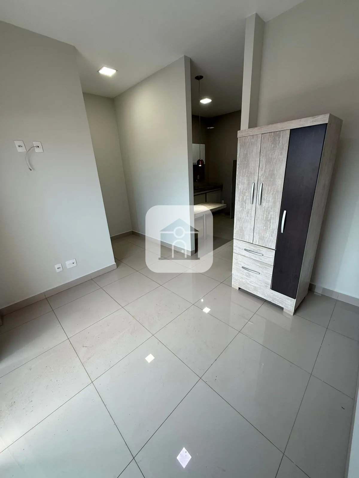 Alugar Apartamento / Quitinete em Araguari R$ 1.200,00 - Foto 5