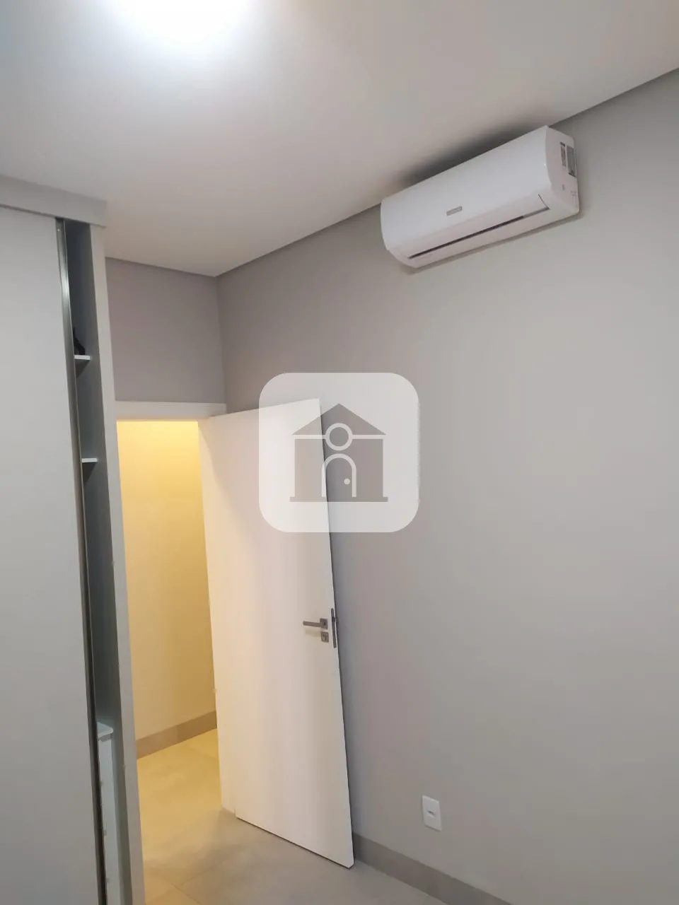 Alugar Casa / Condom&iacute;nio ou Loteamento Fechado em Uberlandia R$ 9.500,00 - Foto 3