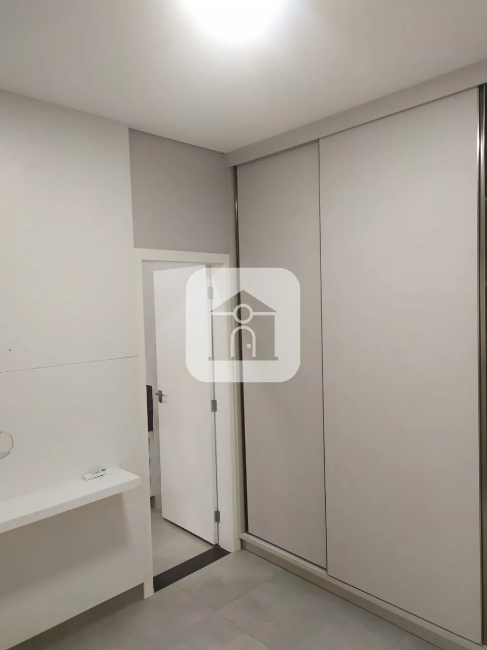 Alugar Casa / Condom&iacute;nio ou Loteamento Fechado em Uberlandia R$ 9.500,00 - Foto 5