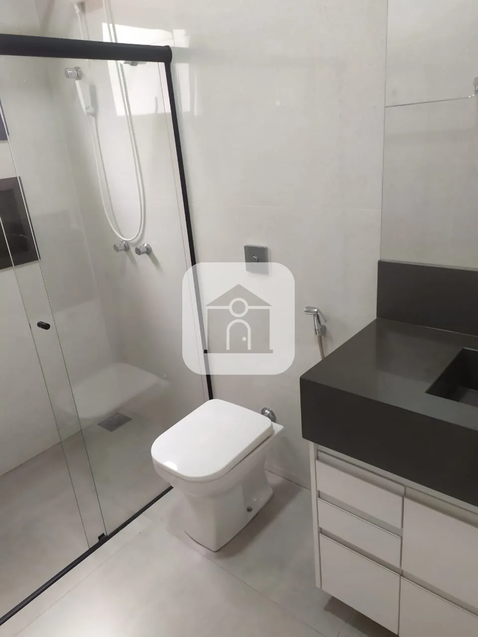 Alugar Casa / Condom&iacute;nio ou Loteamento Fechado em Uberlandia R$ 9.500,00 - Foto 7