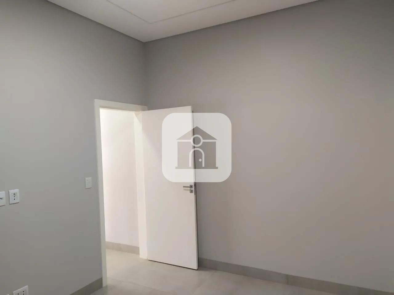 Alugar Casa / Condom&iacute;nio ou Loteamento Fechado em Uberlandia R$ 9.500,00 - Foto 16