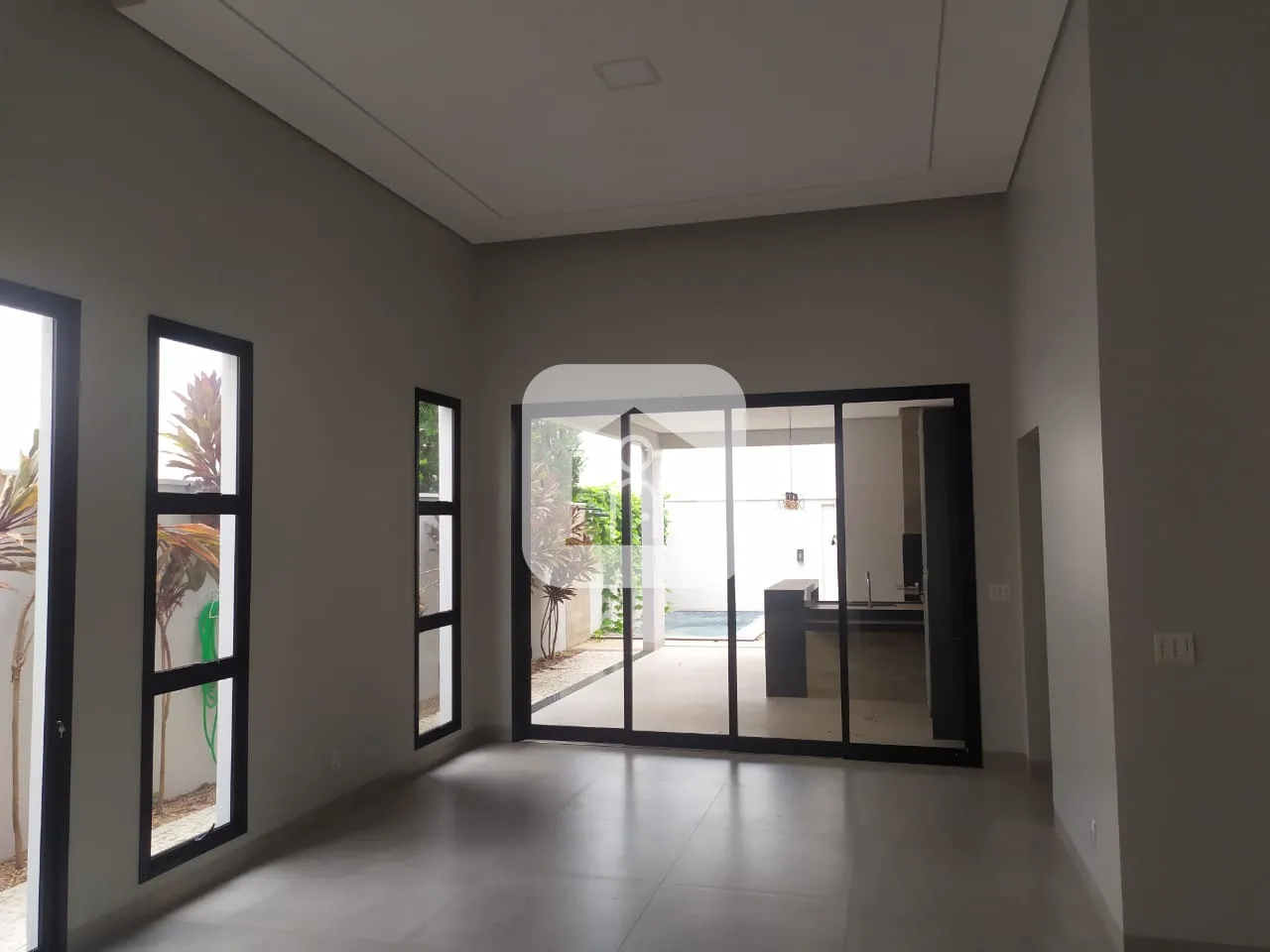 Alugar Casa / Condom&iacute;nio ou Loteamento Fechado em Uberlandia R$ 9.500,00 - Foto 22