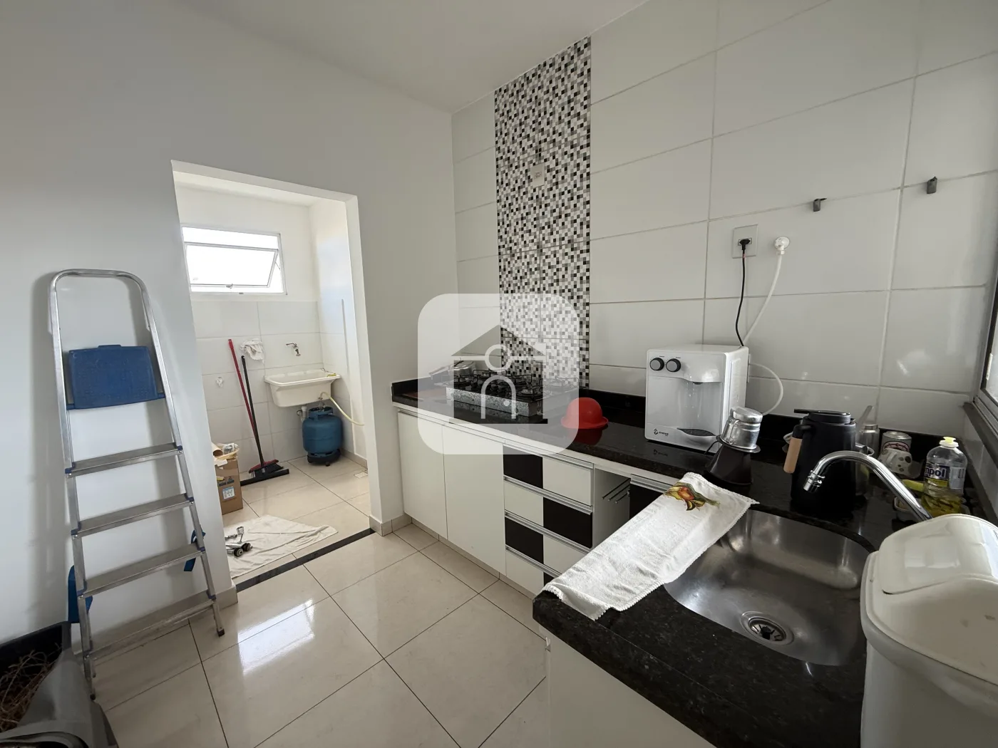 Alugar Apartamento / Padr&atilde;o em Uberl&acirc;ndia R$ 1.450,00 - Foto 3
