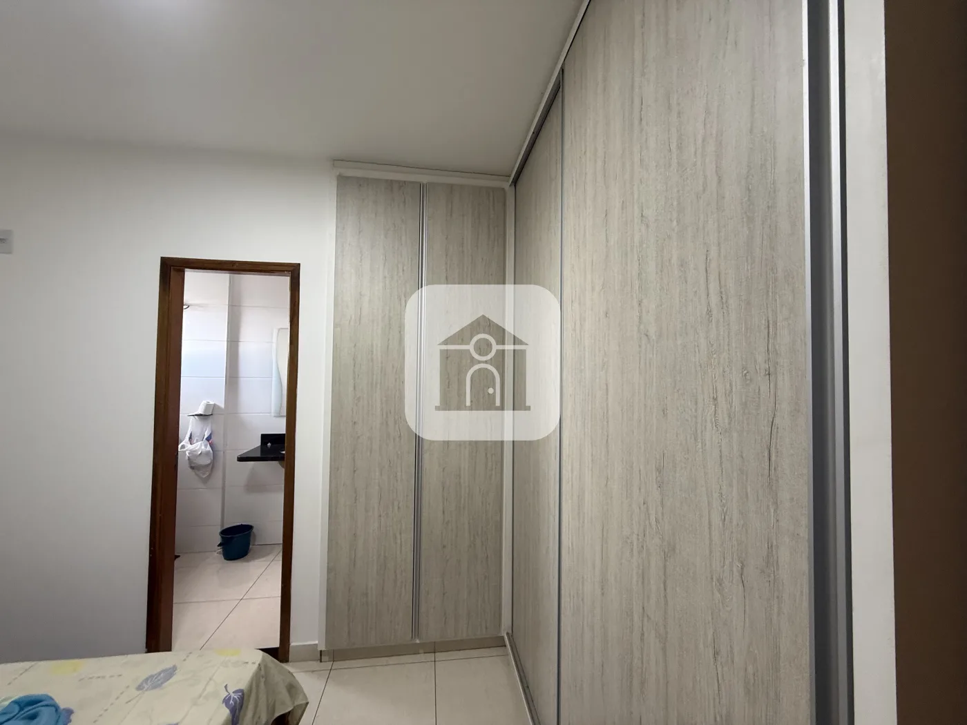 Alugar Apartamento / Padr&atilde;o em Uberl&acirc;ndia R$ 1.450,00 - Foto 5
