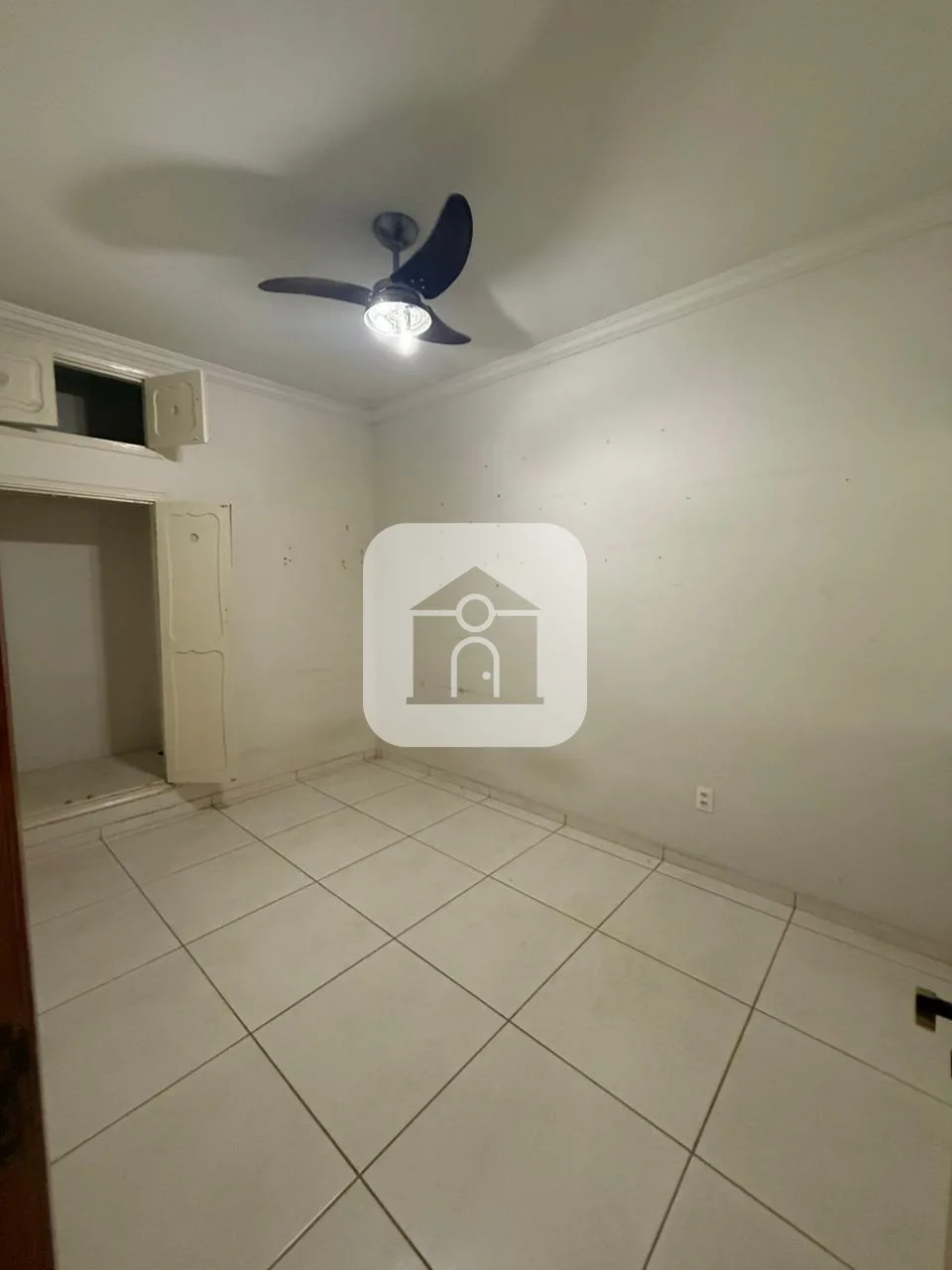 Alugar Casa / Padr&atilde;o em Araguari R$ 1.900,00 - Foto 7