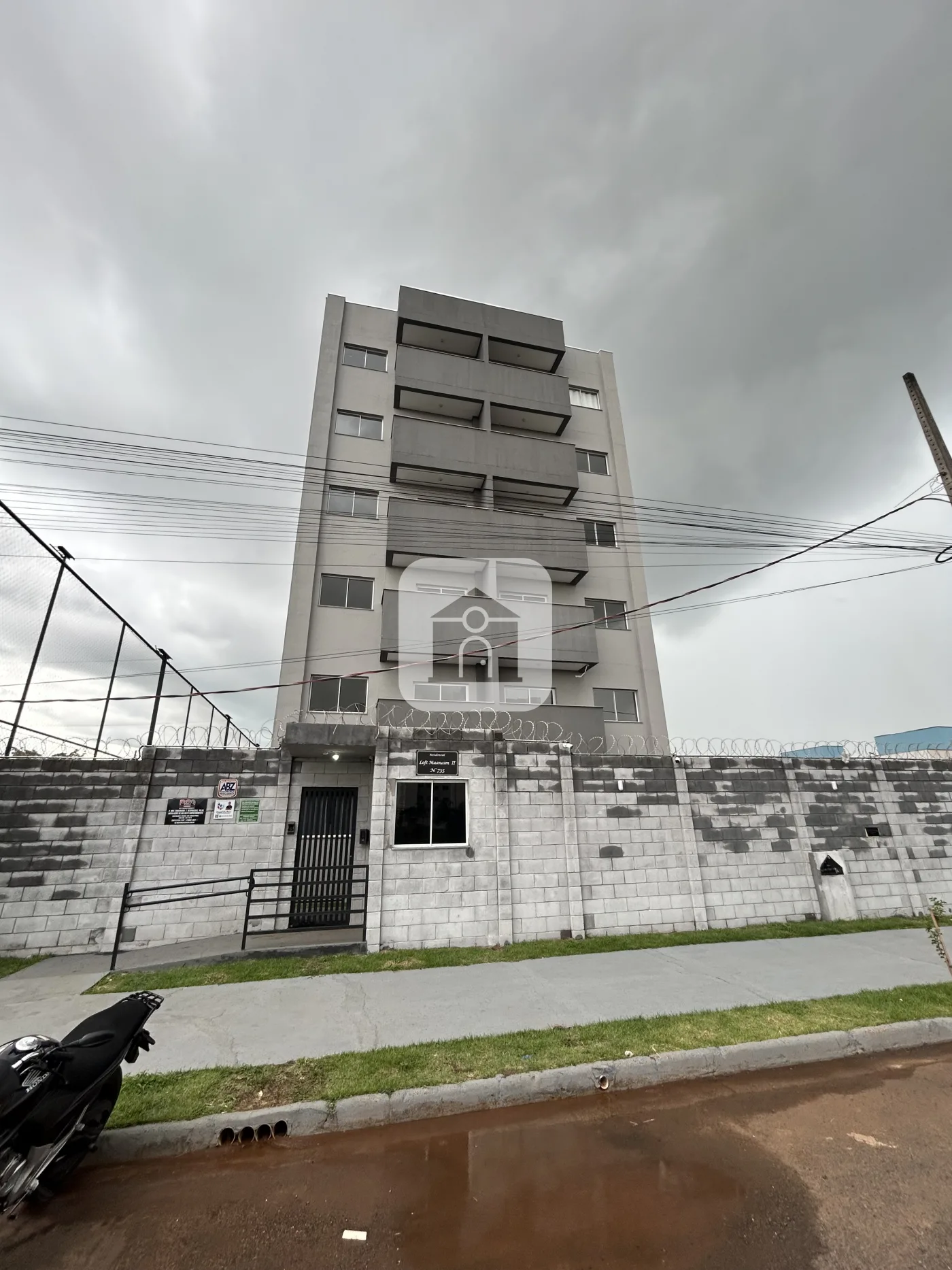 Alugar Apartamento / Padr&atilde;o em Uberl&acirc;ndia R$ 700,00 - Foto 1