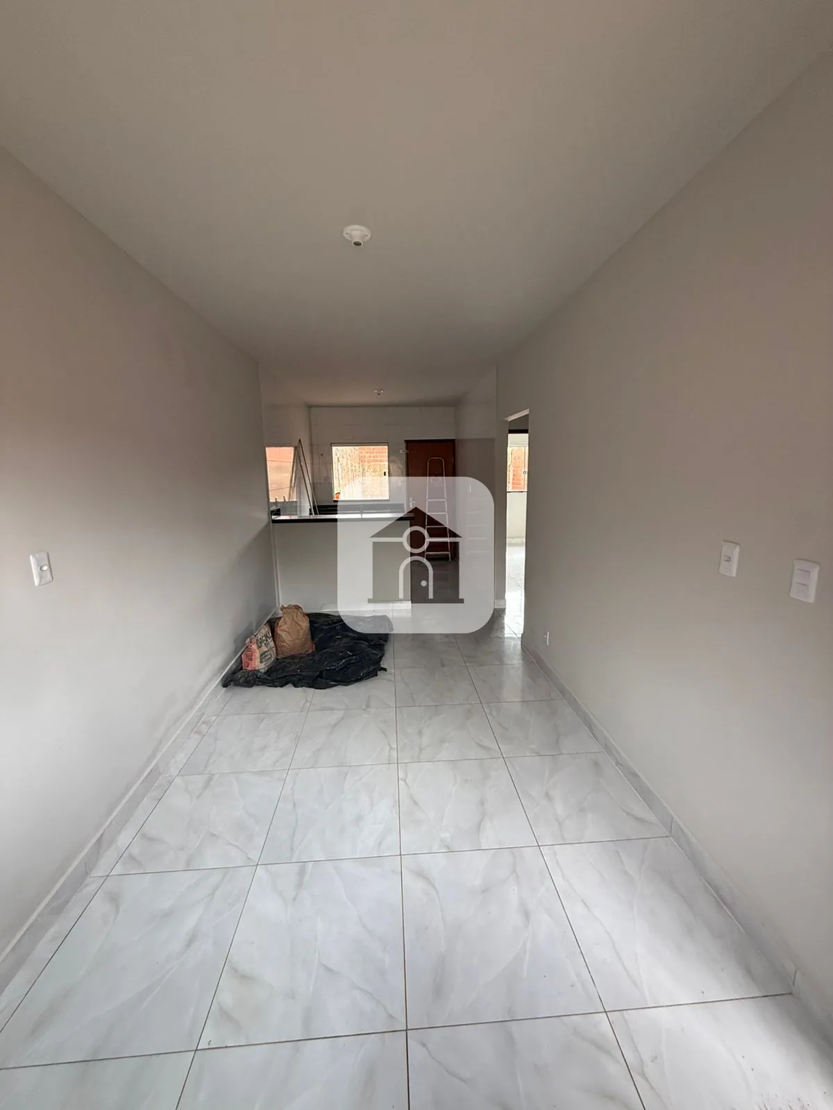 Alugar Casa / Padr&atilde;o em Araguari R$ 800,00 - Foto 2