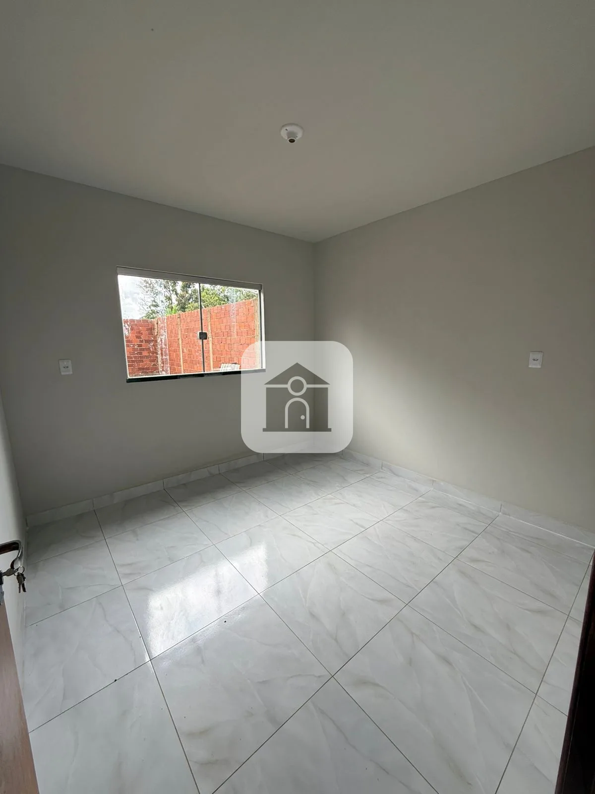 Alugar Casa / Padr&atilde;o em Araguari R$ 800,00 - Foto 4