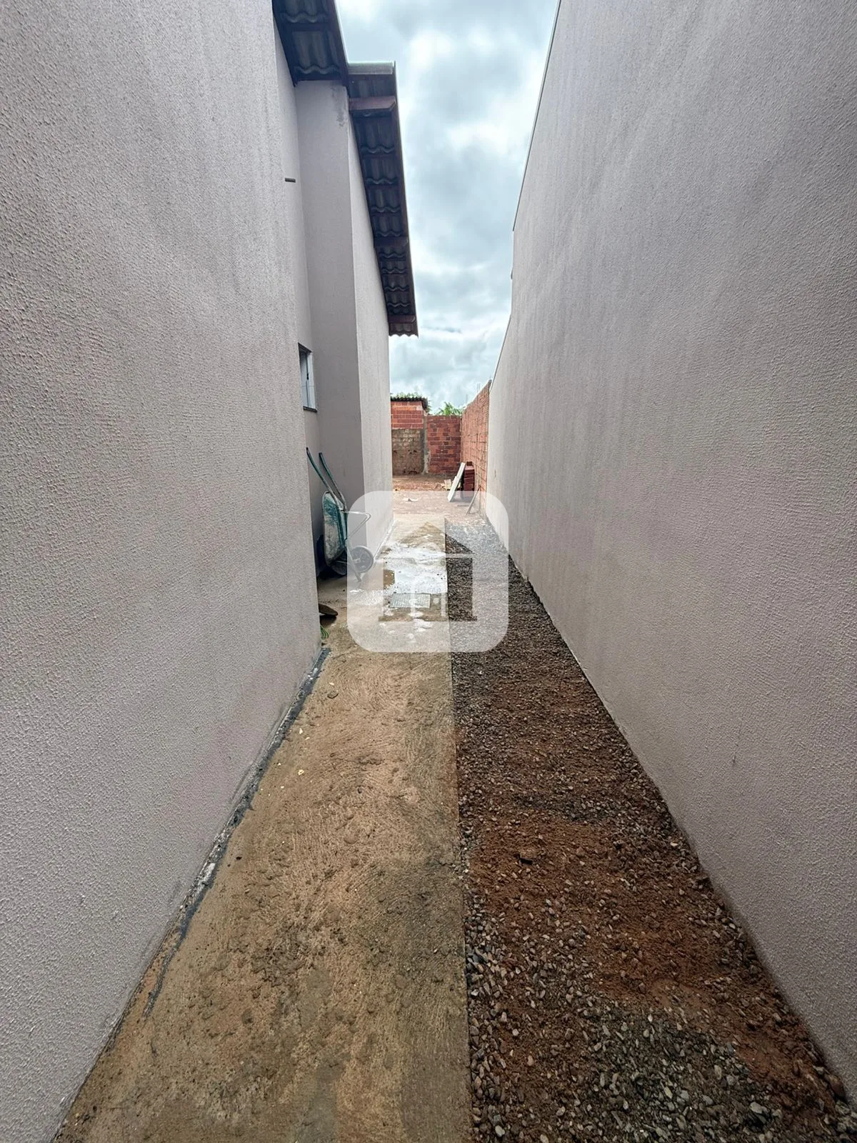 Alugar Casa / Padr&atilde;o em Araguari R$ 800,00 - Foto 7