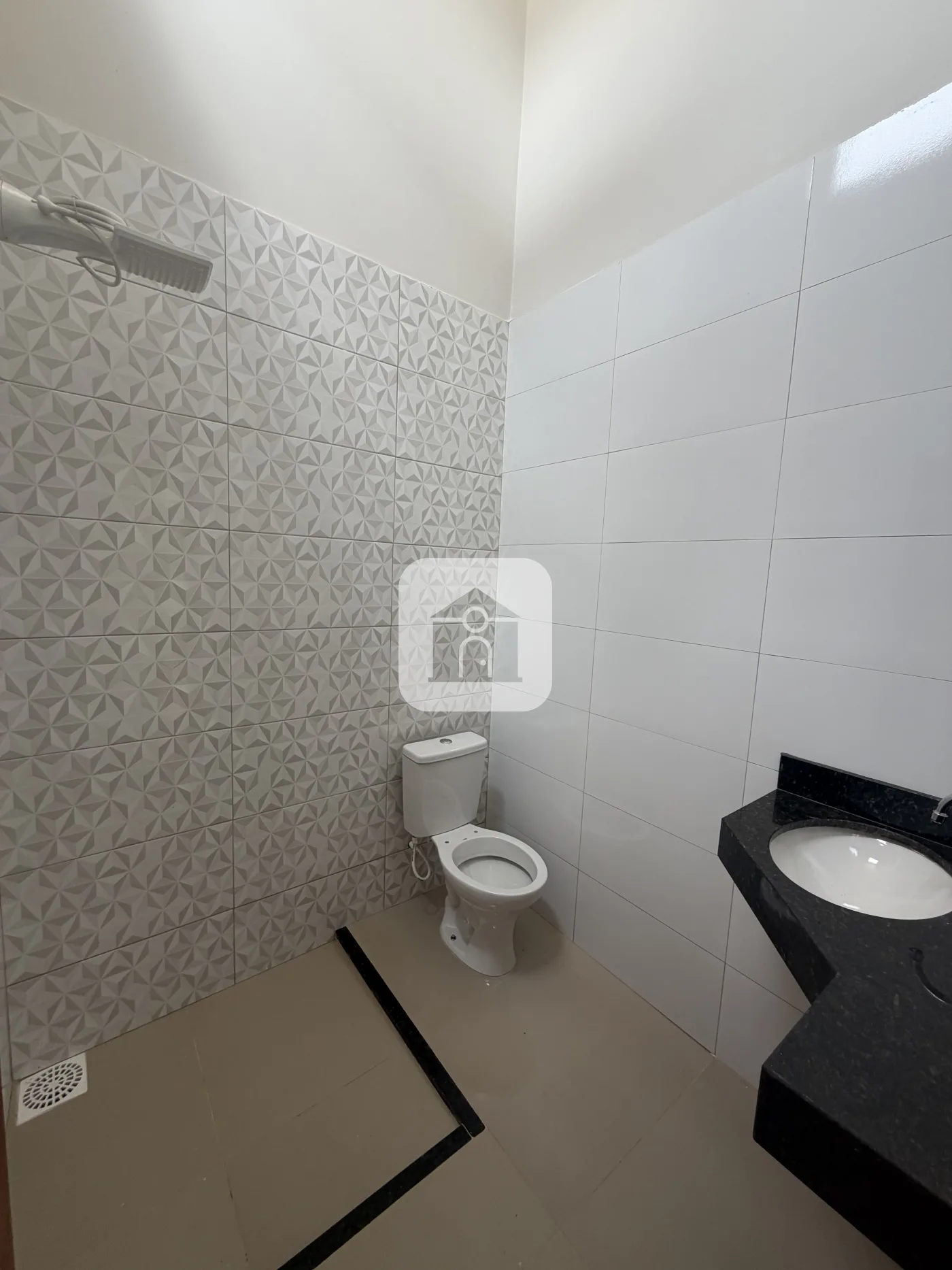 Alugar Casa / Padr&atilde;o em Uberl&acirc;ndia R$ 1.600,00 - Foto 9