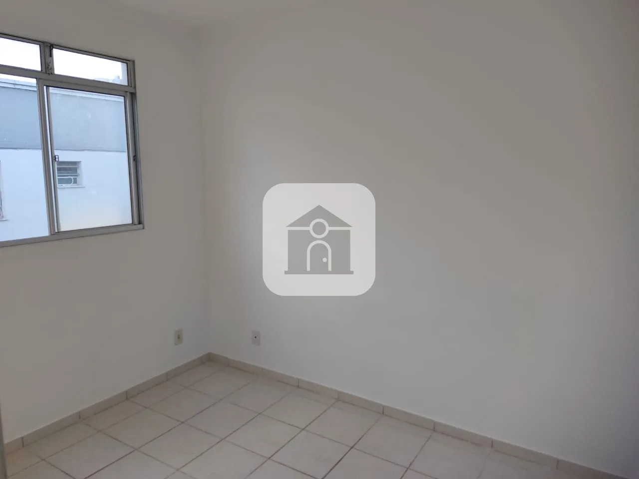 Alugar Apartamento / Padr&atilde;o em Uberl&acirc;ndia R$ 1.000,00 - Foto 3