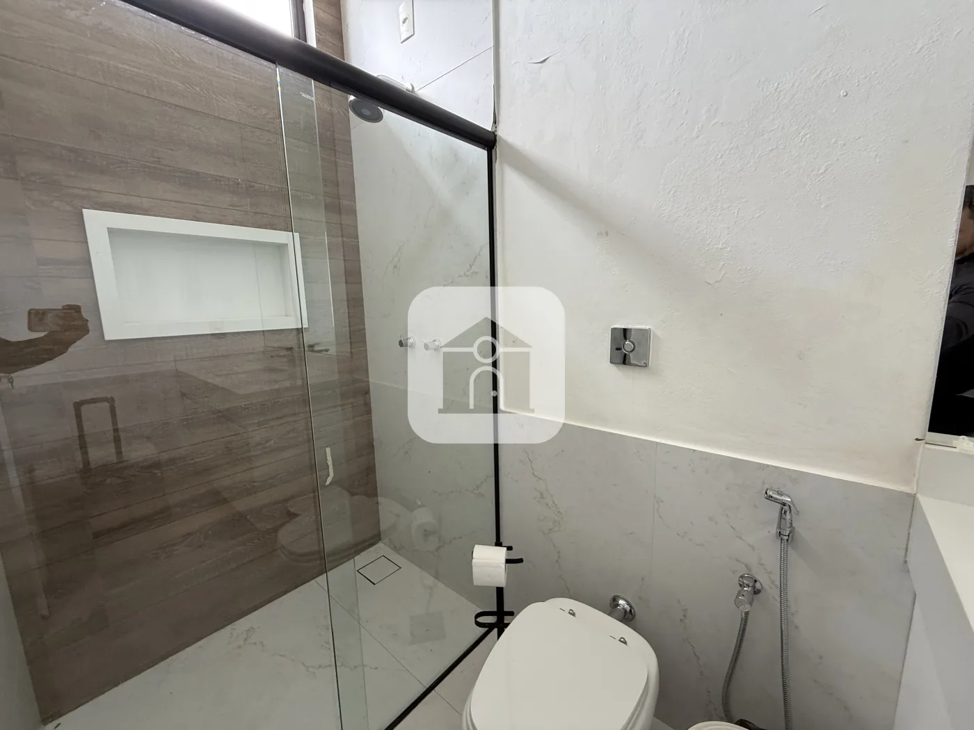 Alugar Casa / Condom&iacute;nio ou Loteamento Fechado em Uberlandia R$ 17.000,00 - Foto 9