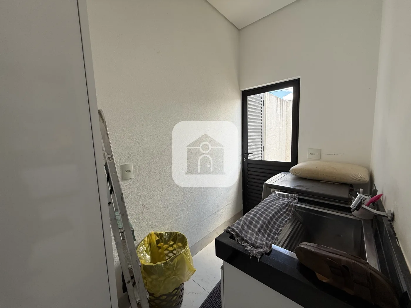 Alugar Casa / Condom&iacute;nio ou Loteamento Fechado em Uberlandia R$ 17.000,00 - Foto 17