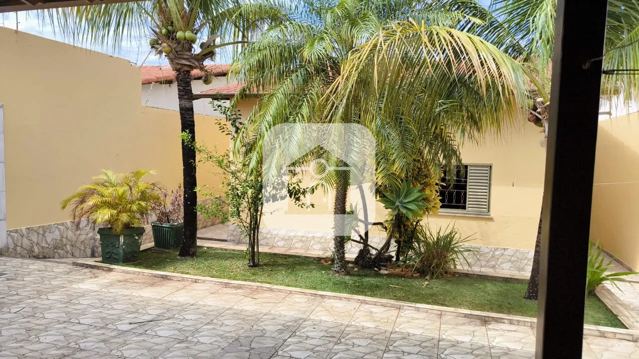 Alugar Casa / Padr&atilde;o em Uberl&acirc;ndia R$ 3.500,00 - Foto 5