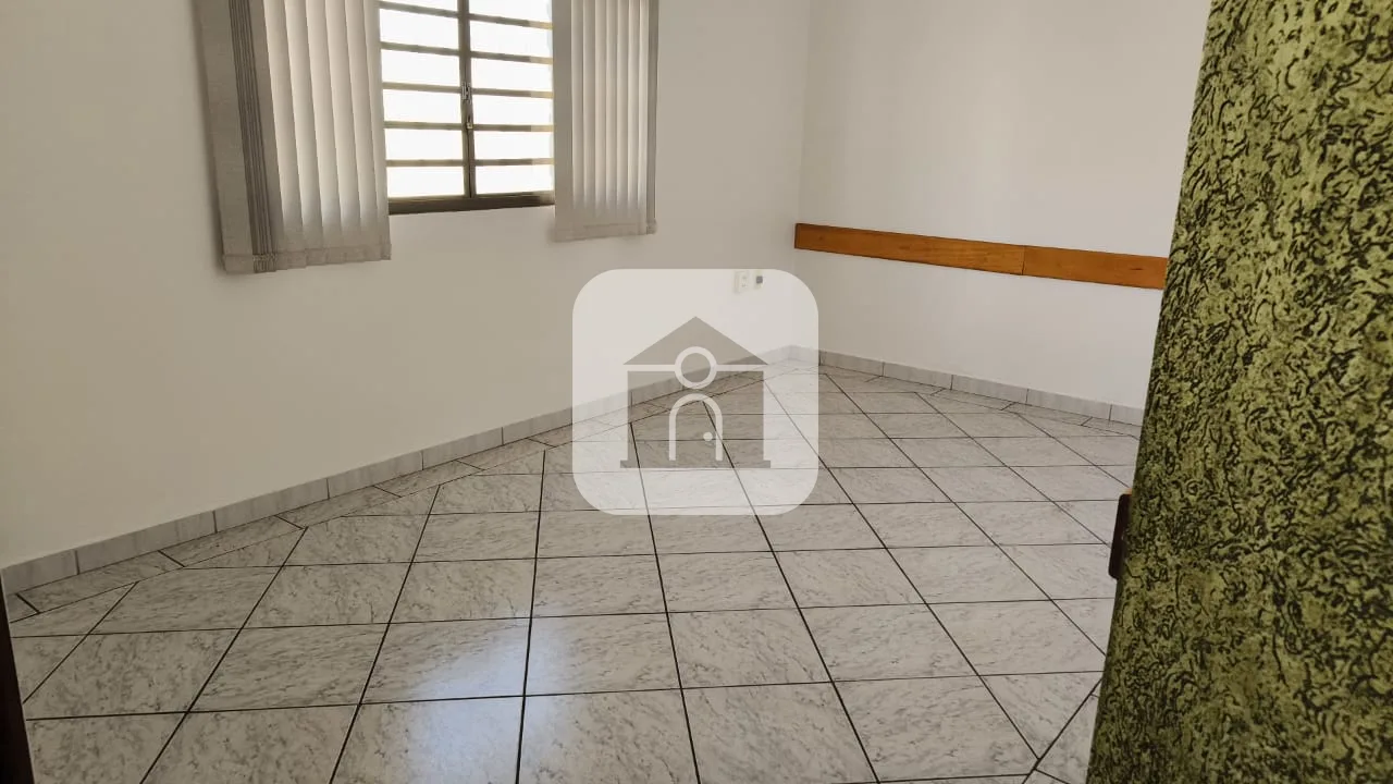 Alugar Casa / Padr&atilde;o em Uberl&acirc;ndia R$ 3.500,00 - Foto 15