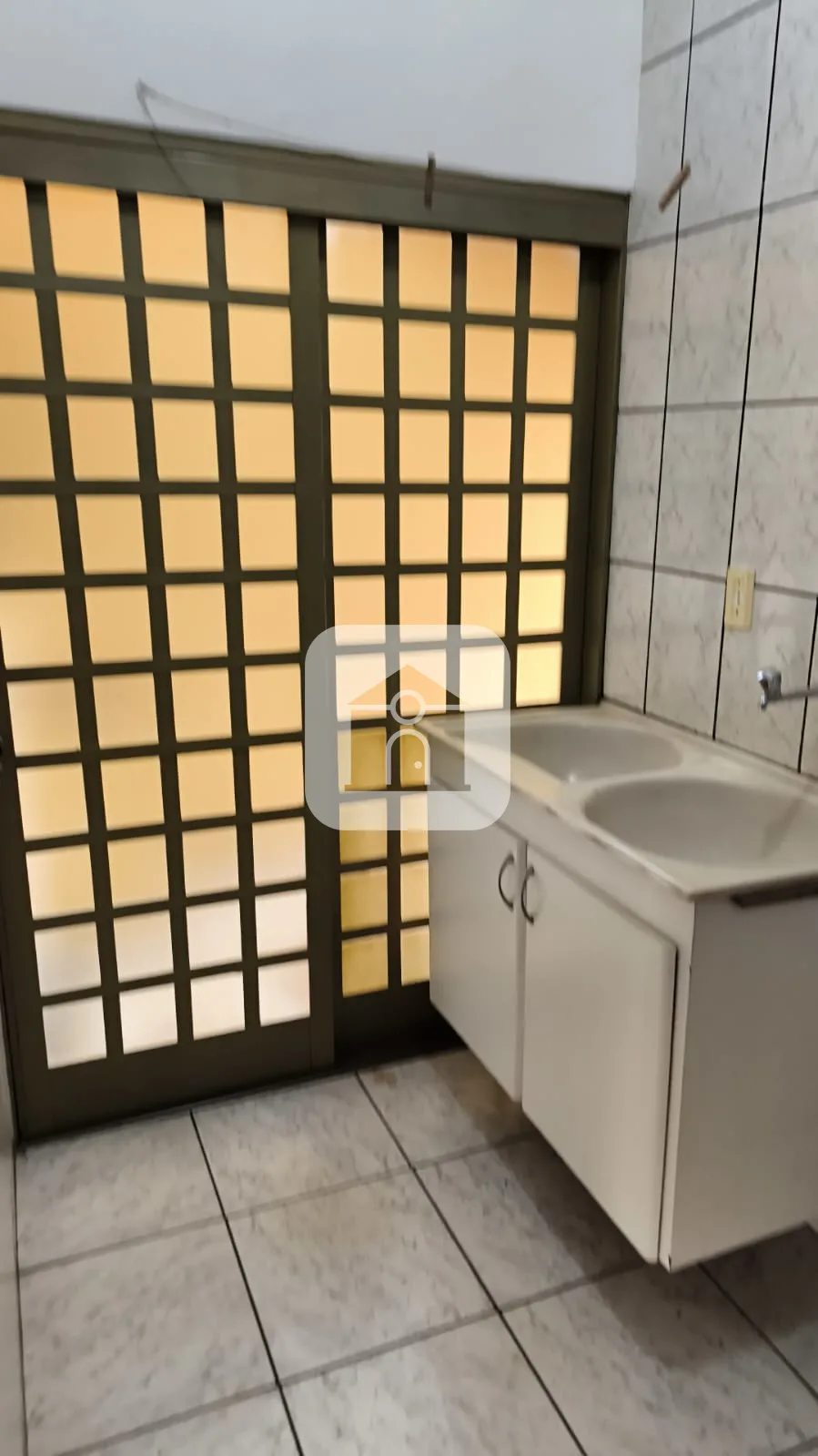 Alugar Casa / Padr&atilde;o em Uberl&acirc;ndia R$ 3.500,00 - Foto 16