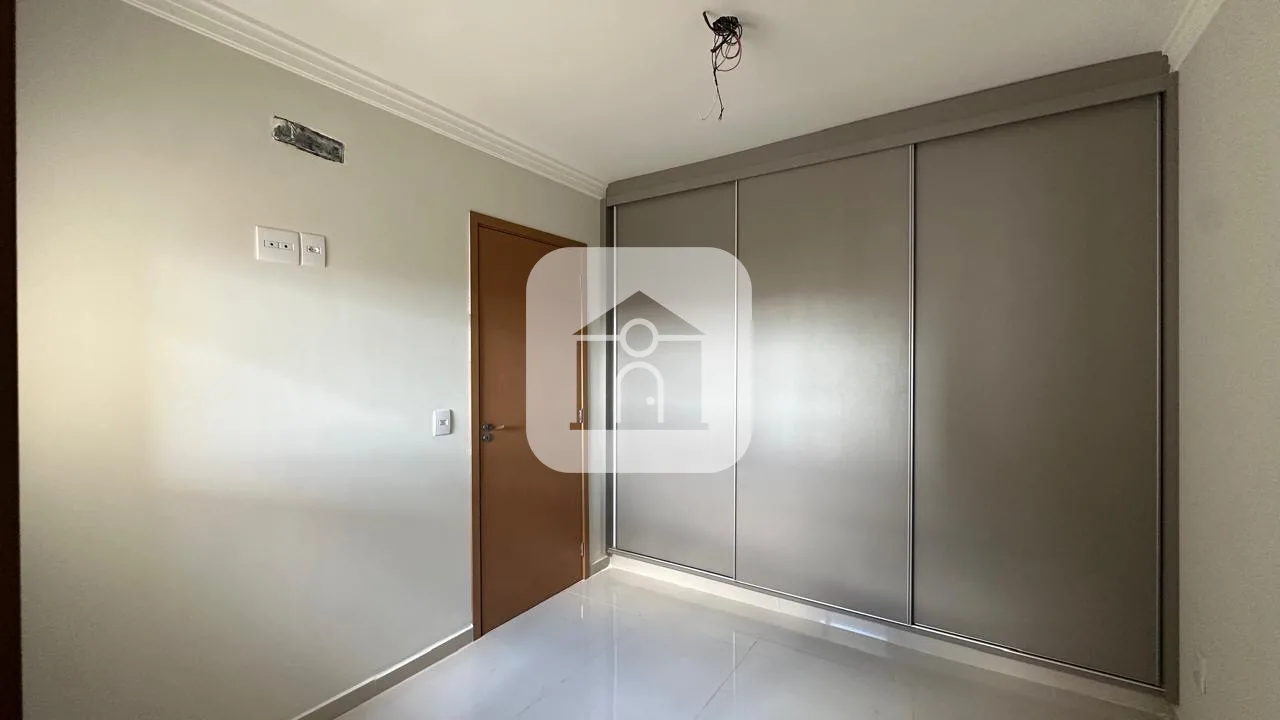 Alugar Apartamento / Padr&atilde;o em Uberl&acirc;ndia R$ 2.200,00 - Foto 5