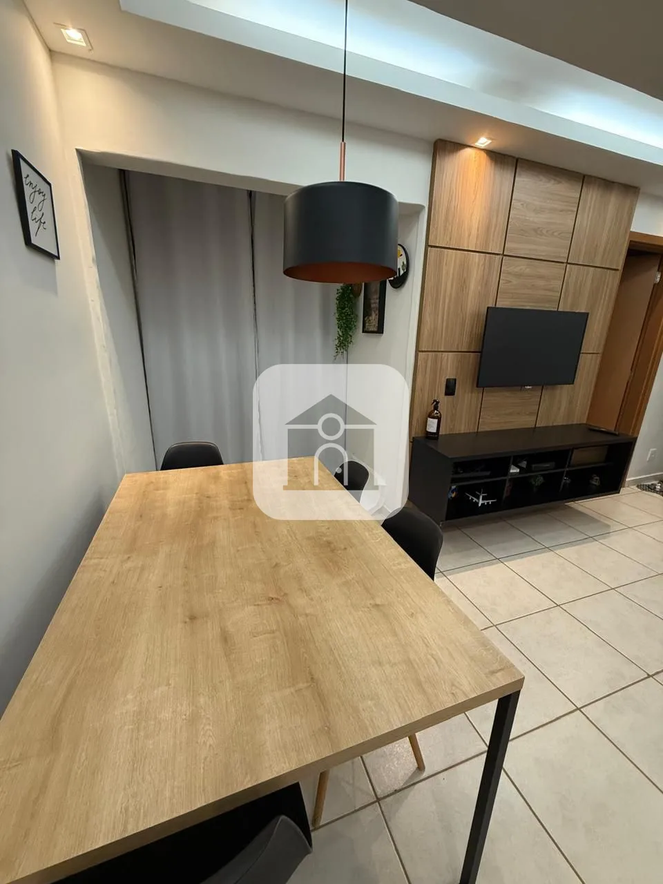 Comprar Apartamento / Padr&atilde;o em Uberlandia R$ 205.000,00 - Foto 3