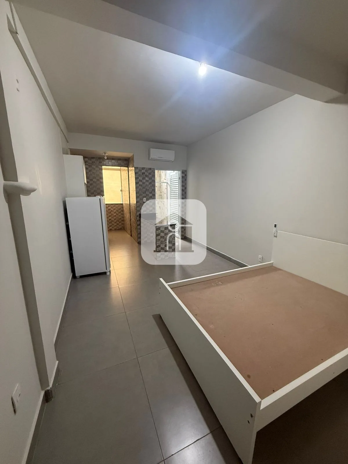 Alugar Apartamento / Quitinete em Araguari R$ 1.270,00 - Foto 6