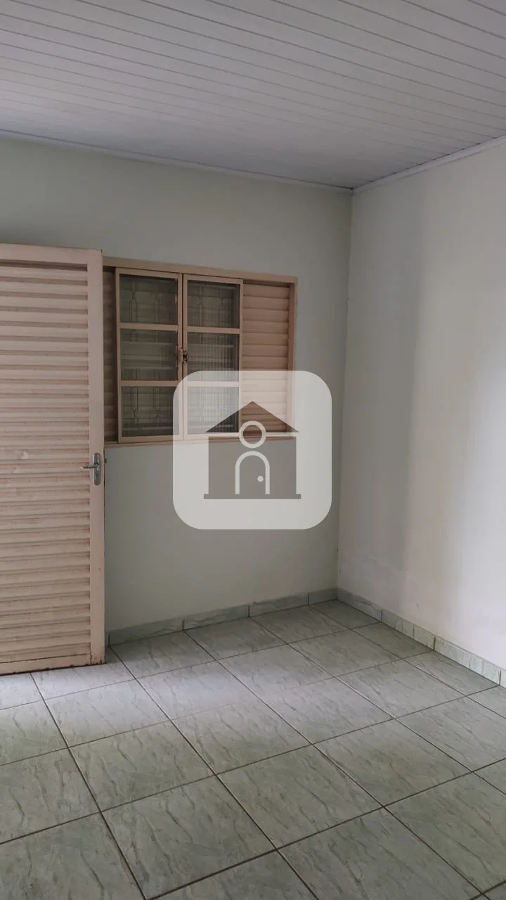 Comprar Casa / Padr&atilde;o em Uberl&acirc;ndia R$ 460.000,00 - Foto 3