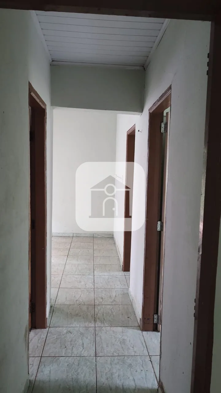 Comprar Casa / Padr&atilde;o em Uberl&acirc;ndia R$ 460.000,00 - Foto 4