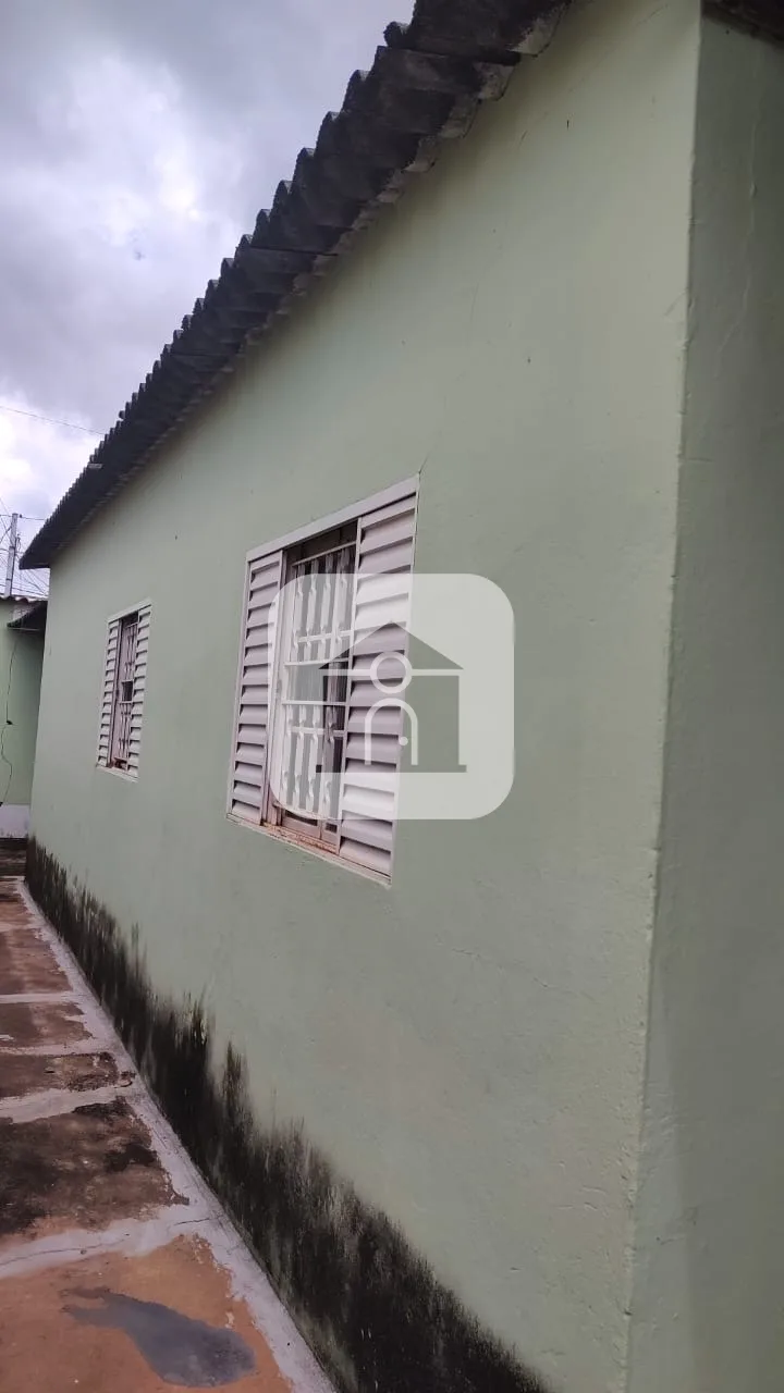 Comprar Casa / Padr&atilde;o em Uberl&acirc;ndia R$ 460.000,00 - Foto 11